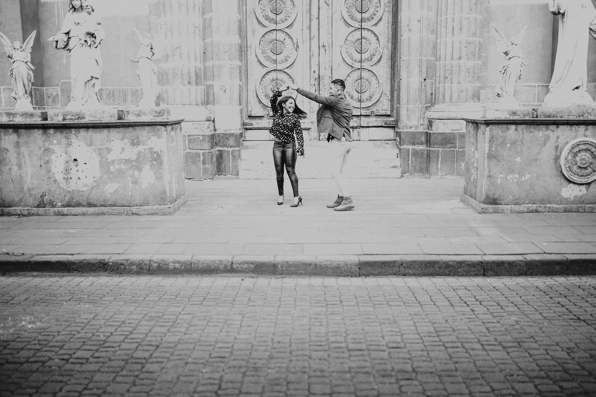 Tania & Ivan. Wedding and family photographer in Mexico City