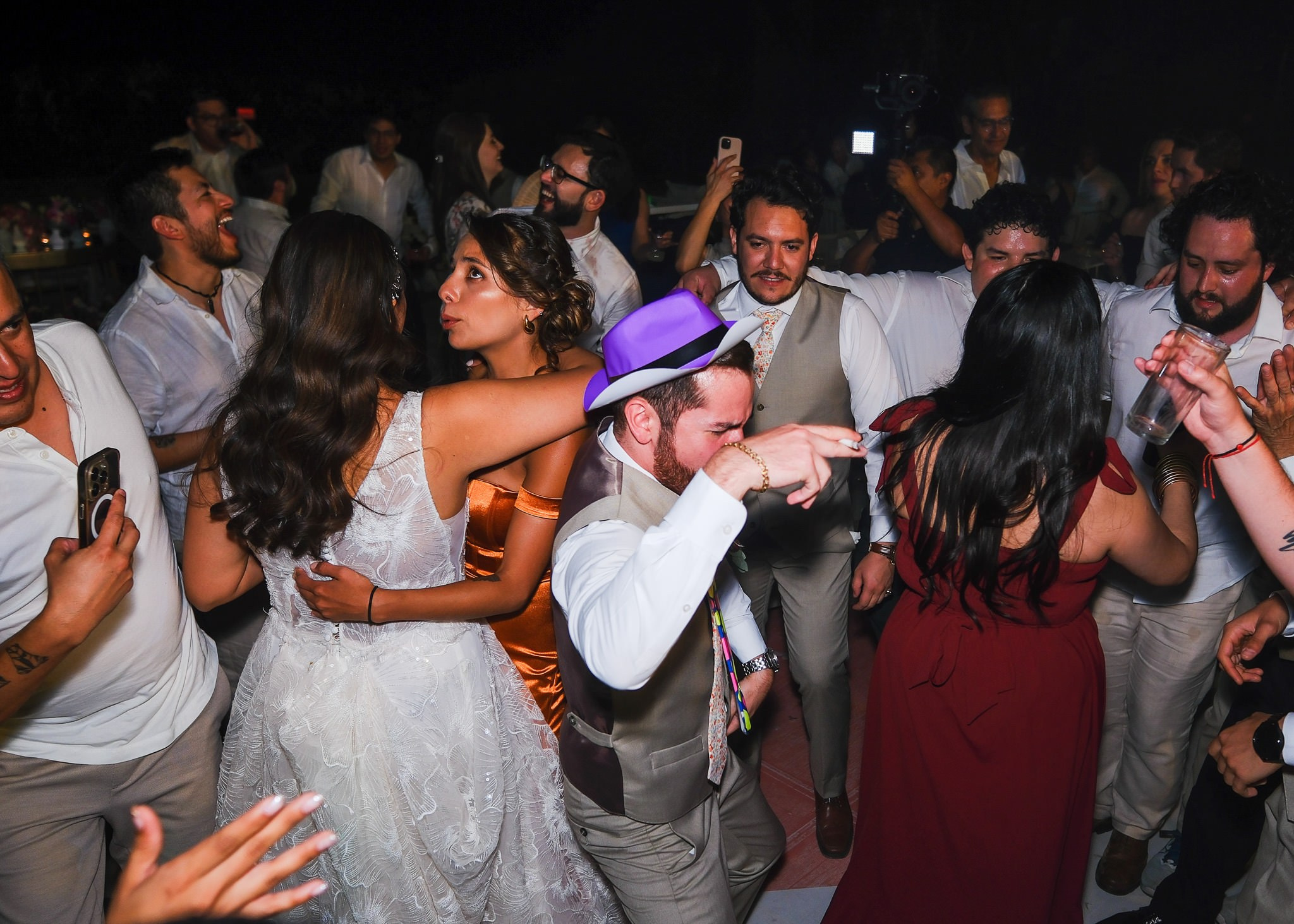 Dany & Rui / Tepoztlan. Wedding and family photographer in Mexico City