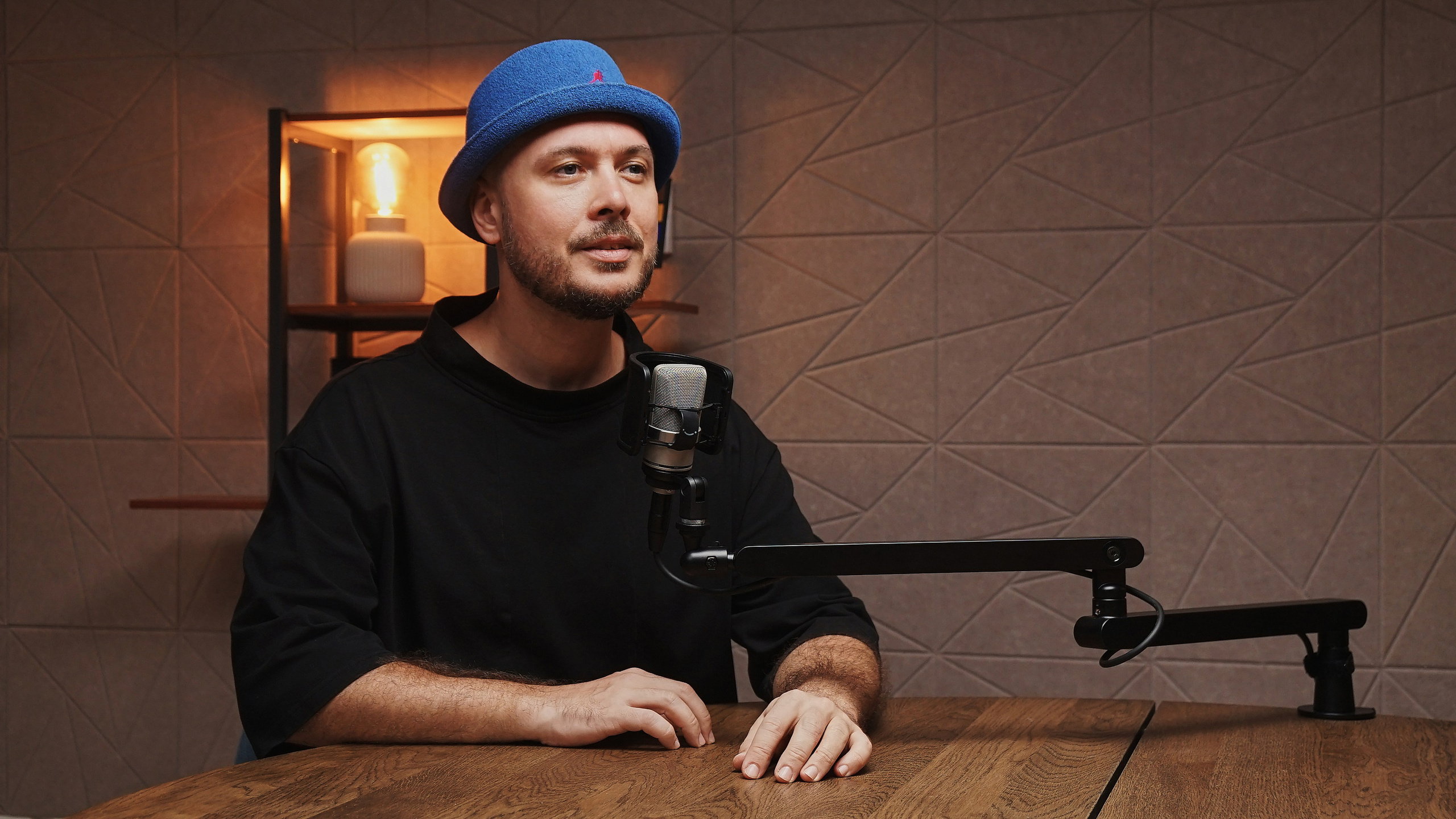 Надо поснимать • студия подкастов на Пхукете