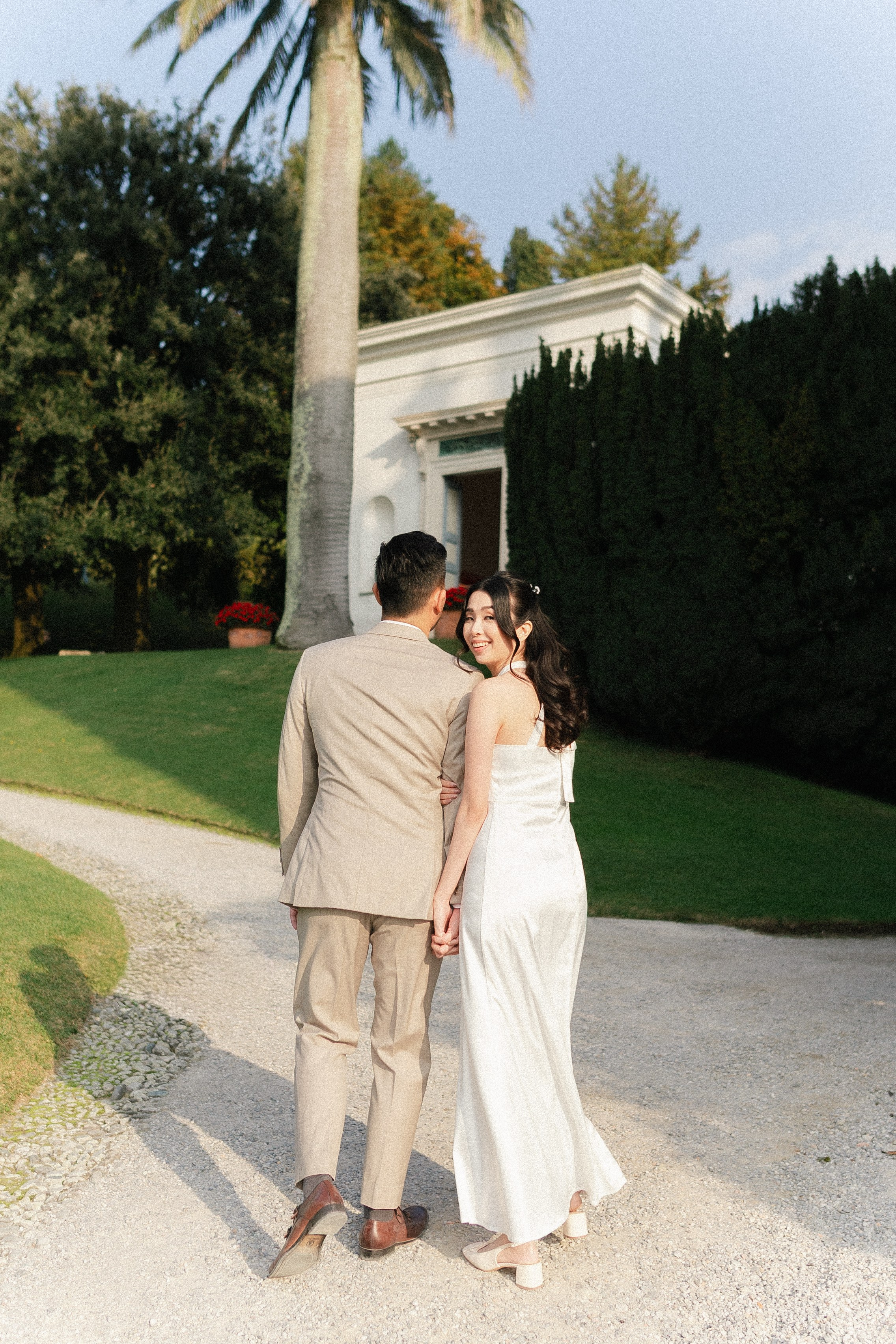 Elopement on Lake Como — Intimate Wedding Photography by Anna Linnik. Photographer in Italy Anna Linnik