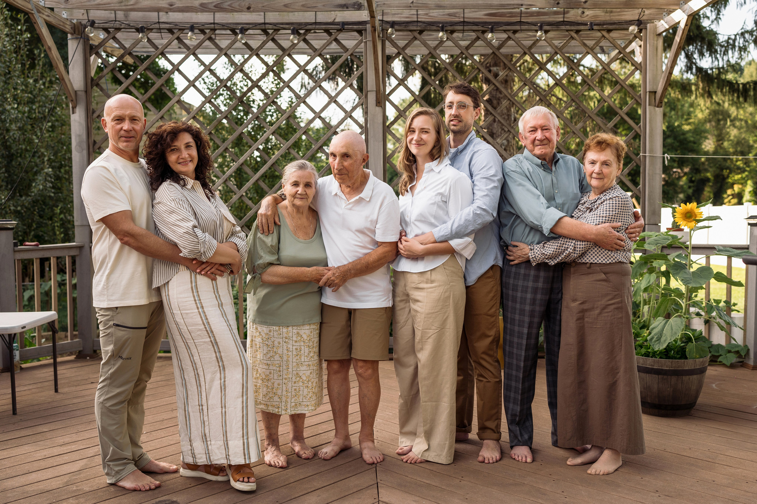 Big happy family. At home. Wedding and family photographer and videographer PA, NJ, NY, DE, MD