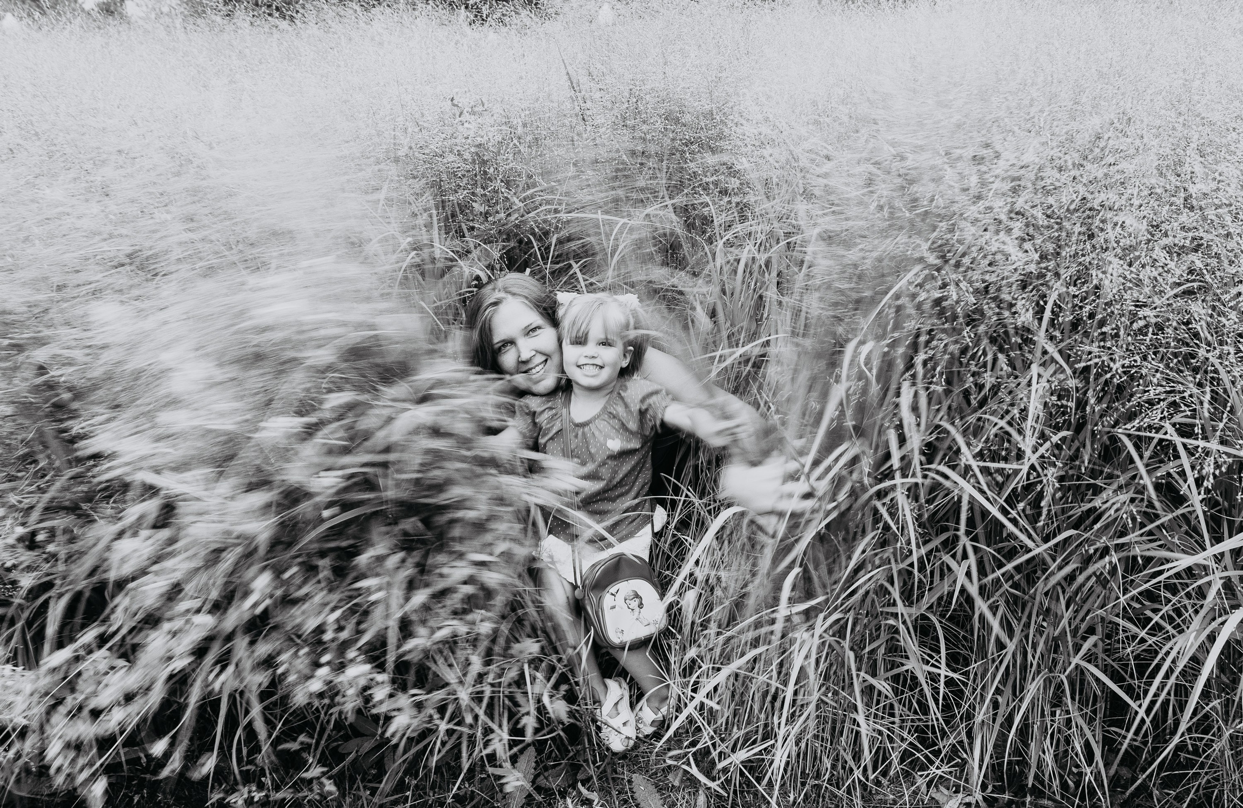 PHOTOGRAPHER JENNY IN CALGARY. I am a portrait and family photographer Jenny in Montreal and Calgary