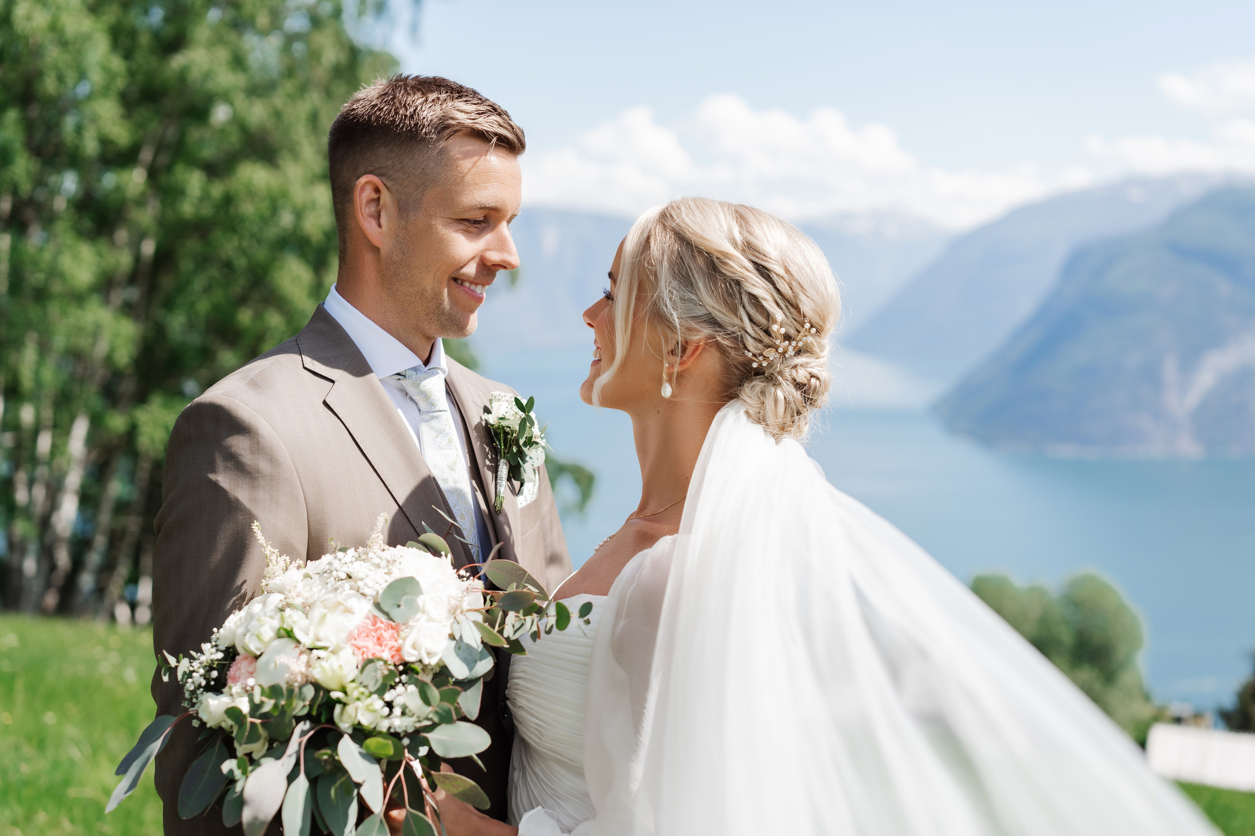 CHRIS & KARI ANNE. HOME