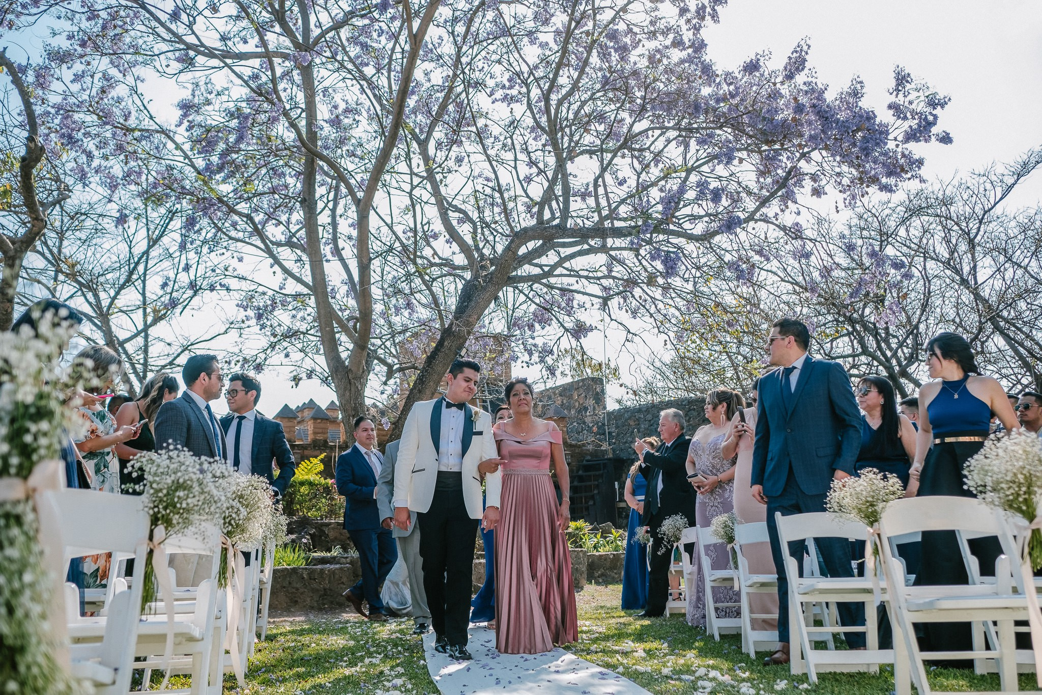 Yenisel & Raul / Tepoztlan. Wedding and family photographer in Mexico City
