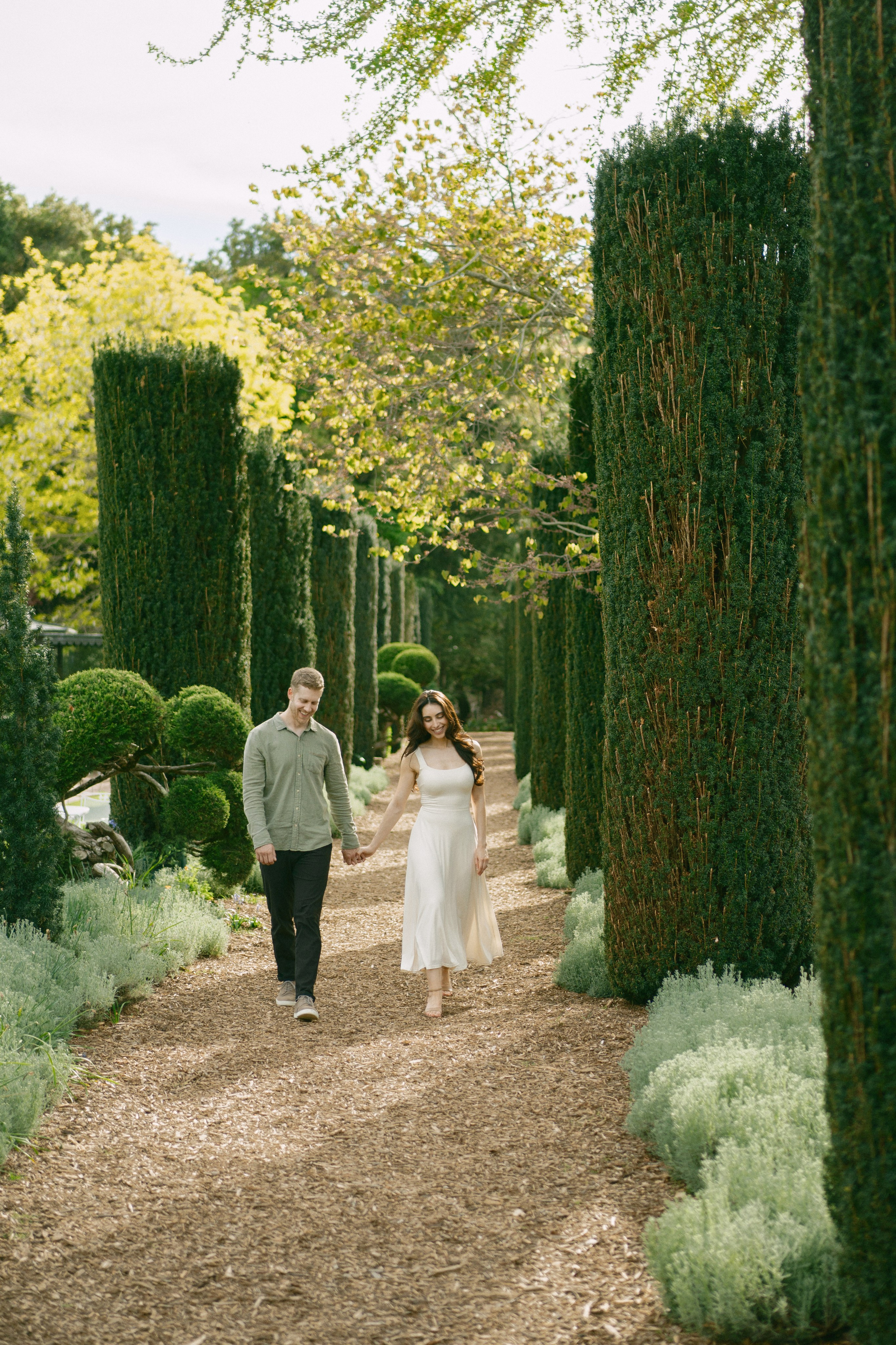 Engagement at Filoli Historic House & World-Class Garden. Wedding Photography & Videography Team in California, Los Angeles, San Francisco, San Diego and Travel