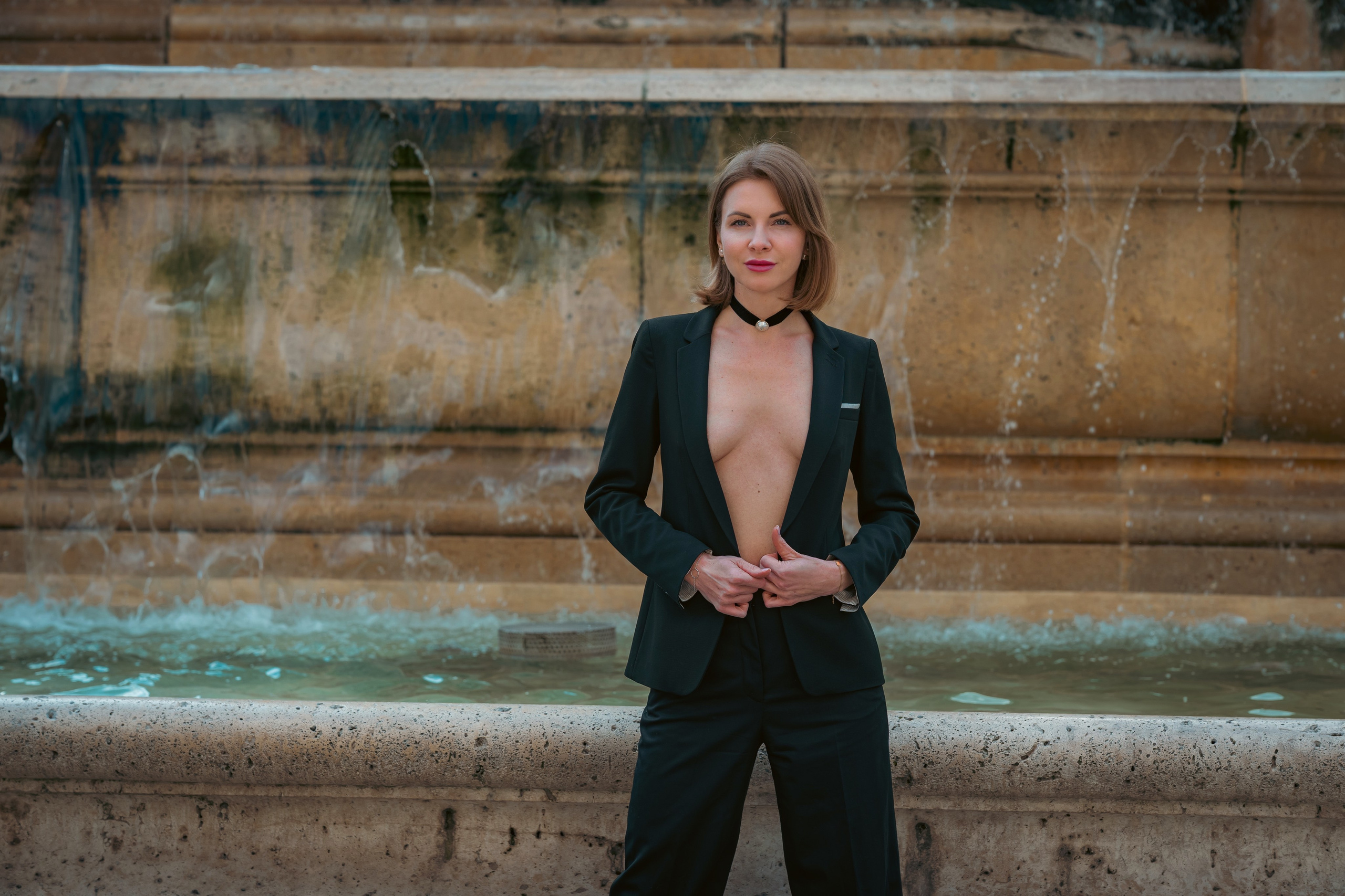 Between Strength and Grace. Nina — Fashion & Beauty Photographer in Paris | Portrait Photoshoots