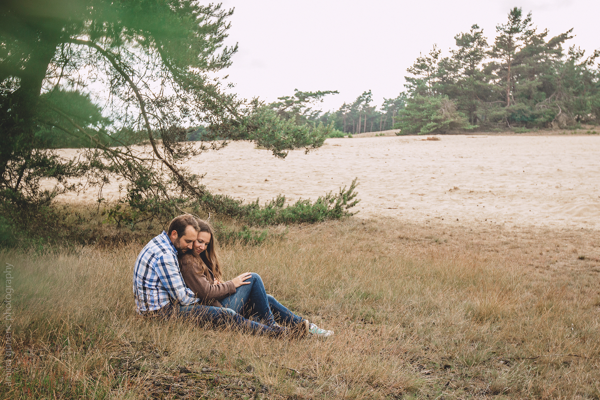Anna & Pim. Lovestory. Amina Gunenc - bruiloft- en familie fotograaf in Nederland