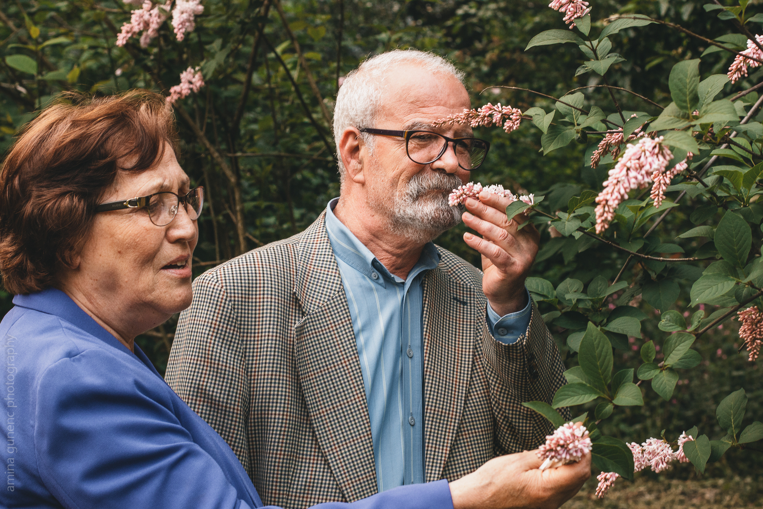 About one life-long LOVEstory. Amina Gunenc - bruiloft- en familie fotograaf in Nederland