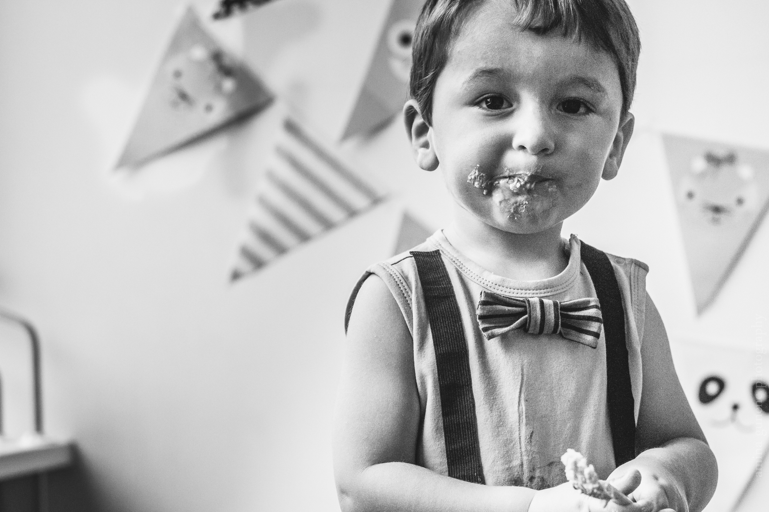 Story about one NOT IDEAL Birthday party ;). Amina Gunenc - bruiloft- en familie fotograaf in Nederland