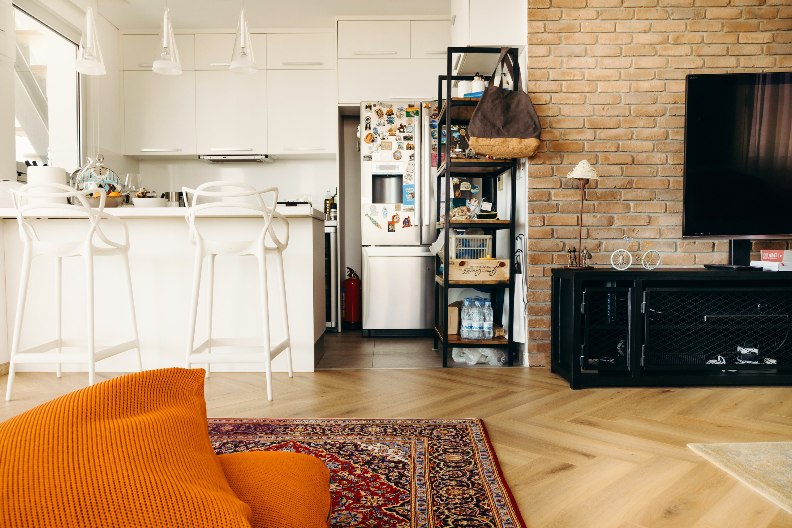 LIVIN RESIDENCE. Family and business portrait’s photographer in Cyprus