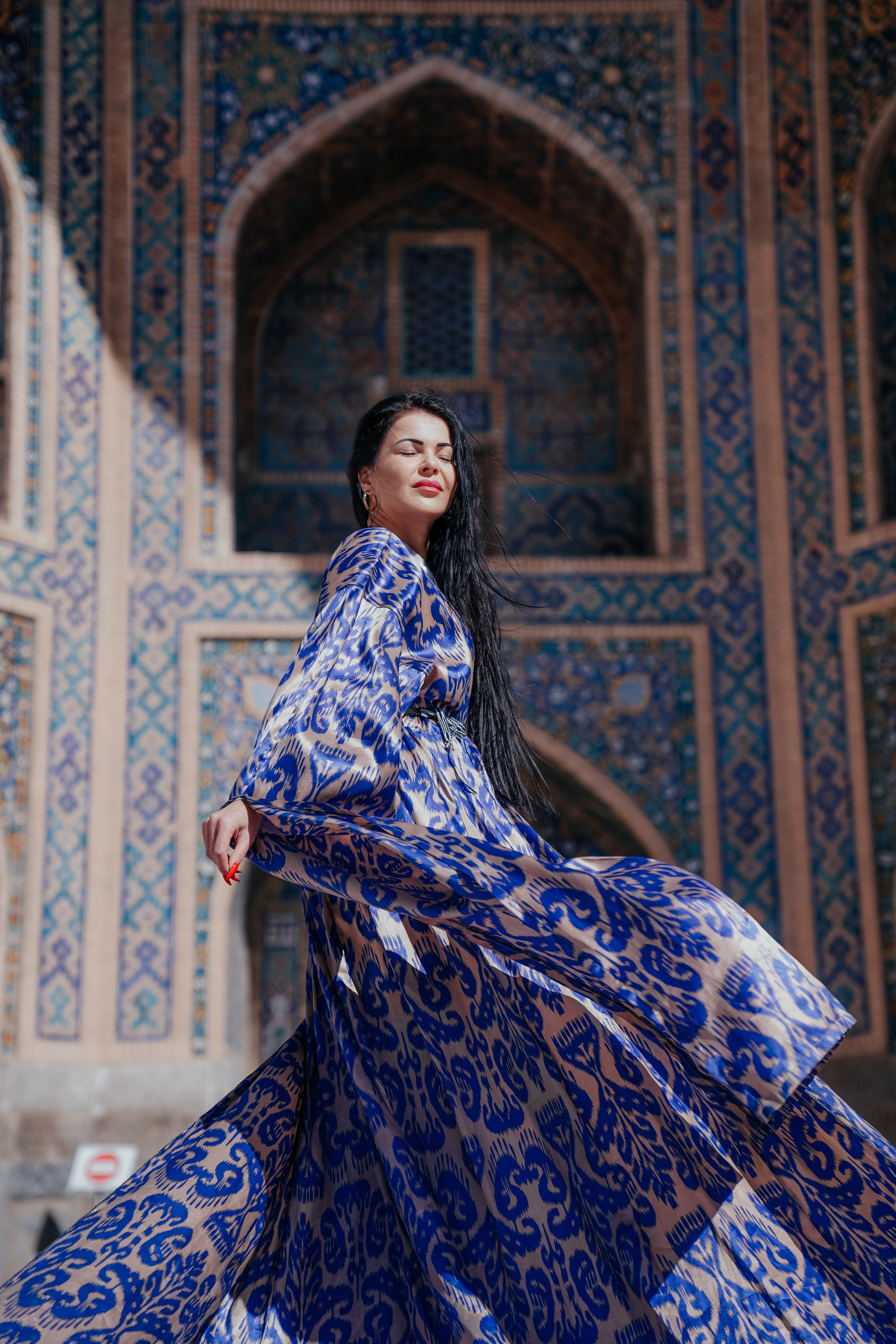 Национальные платья для фотосессий в Ташкенте. Фотограф в Узбекистане и Самарканде Джасур Марупов