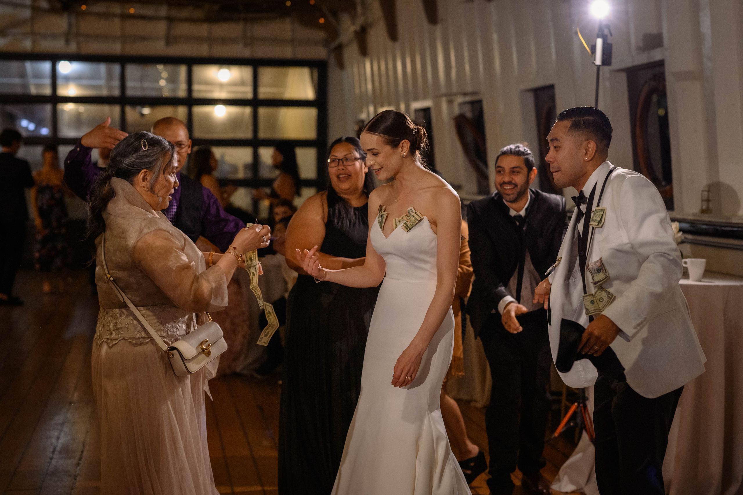 Kevin & Katie. Wedding & portrait photography in the Seattle Area. Helen Michelle photographer