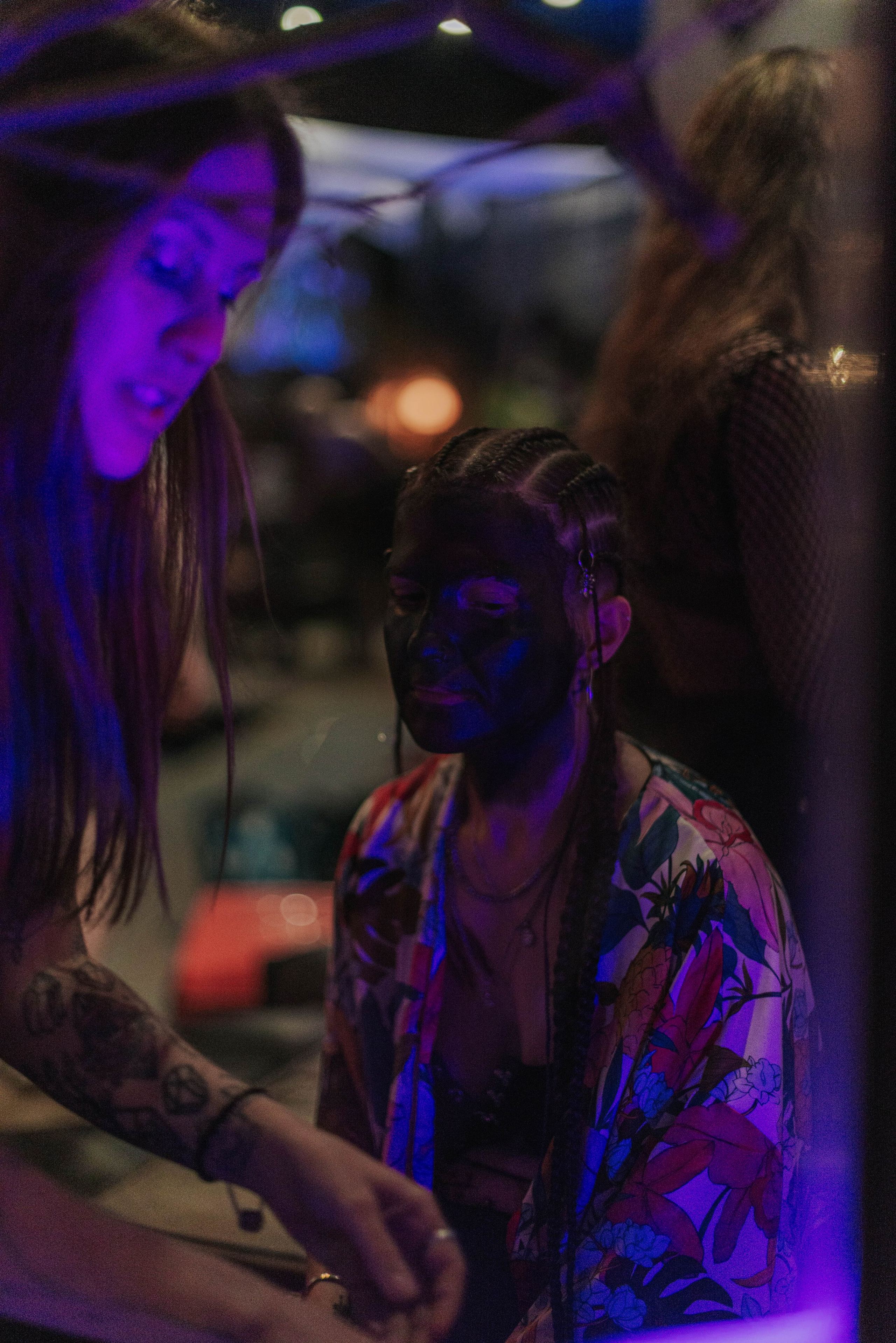 Ladno.cooperativa. Photographer @elmirkami in the city of Buenos Aires