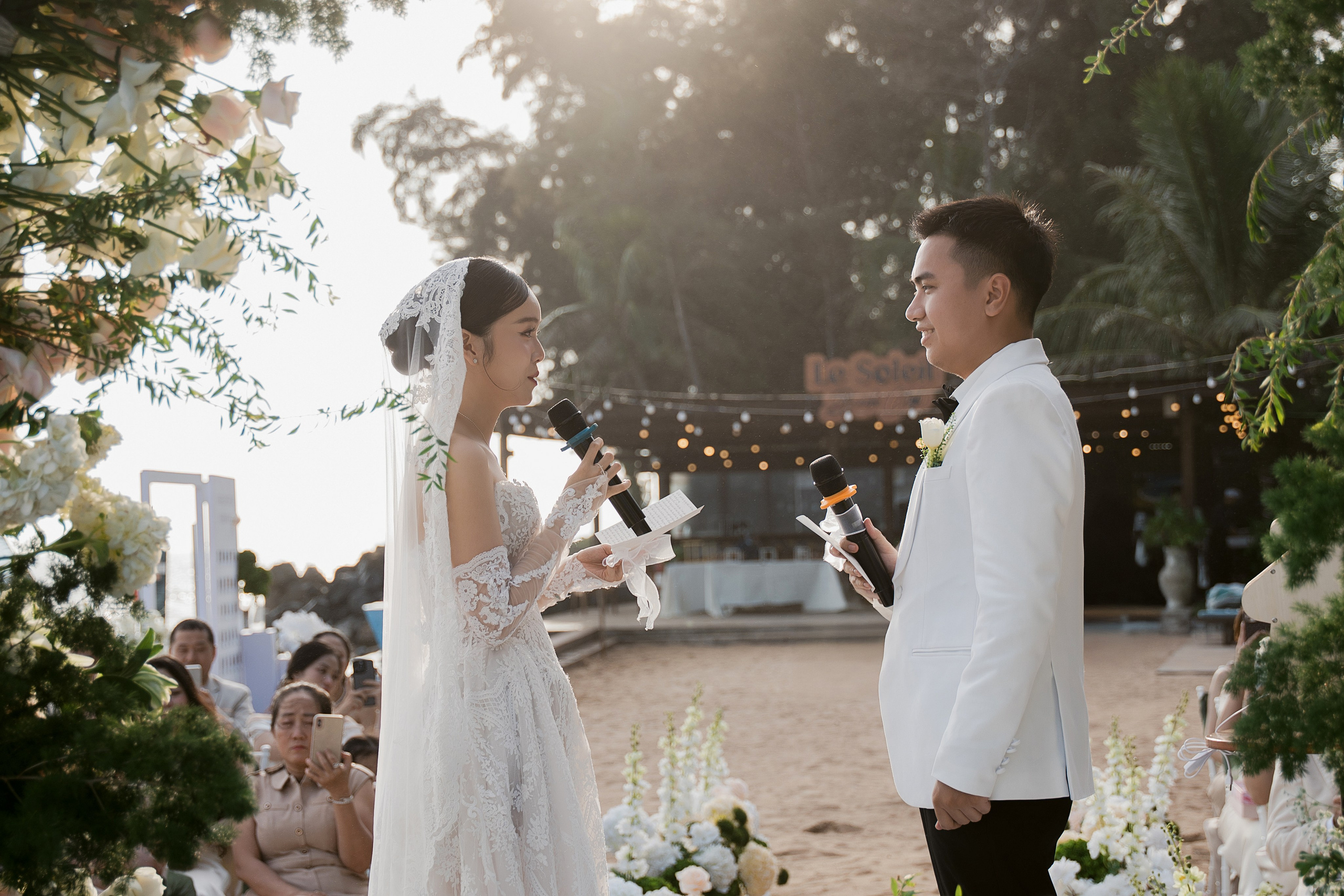 Tu + Trang | Photojournalism. BenColor Studio