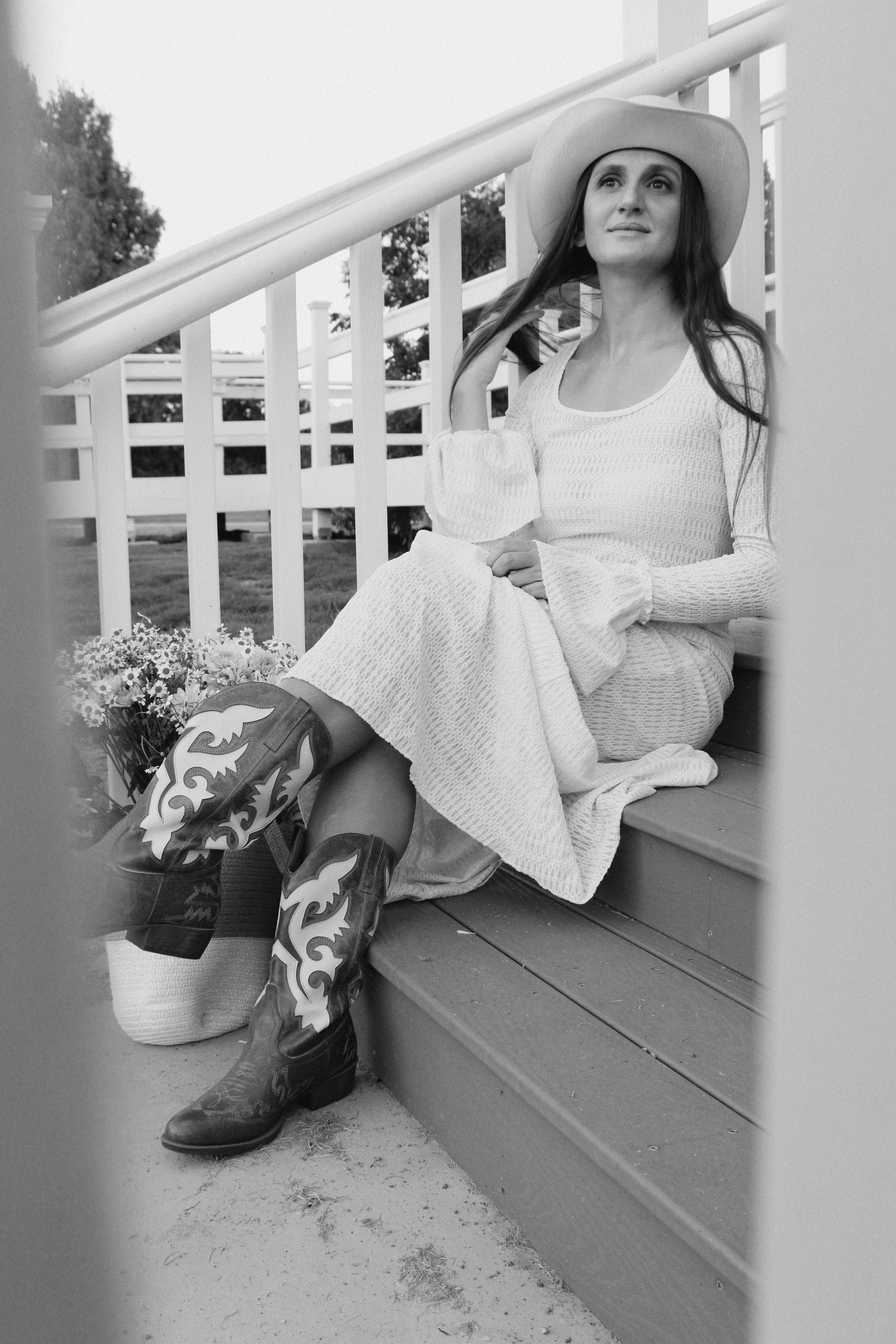 Texas Countryside Family Photoshoot in Cowboy Style. Lana Petrychenko — Portrait & Family Photographer. Valencia, Spain