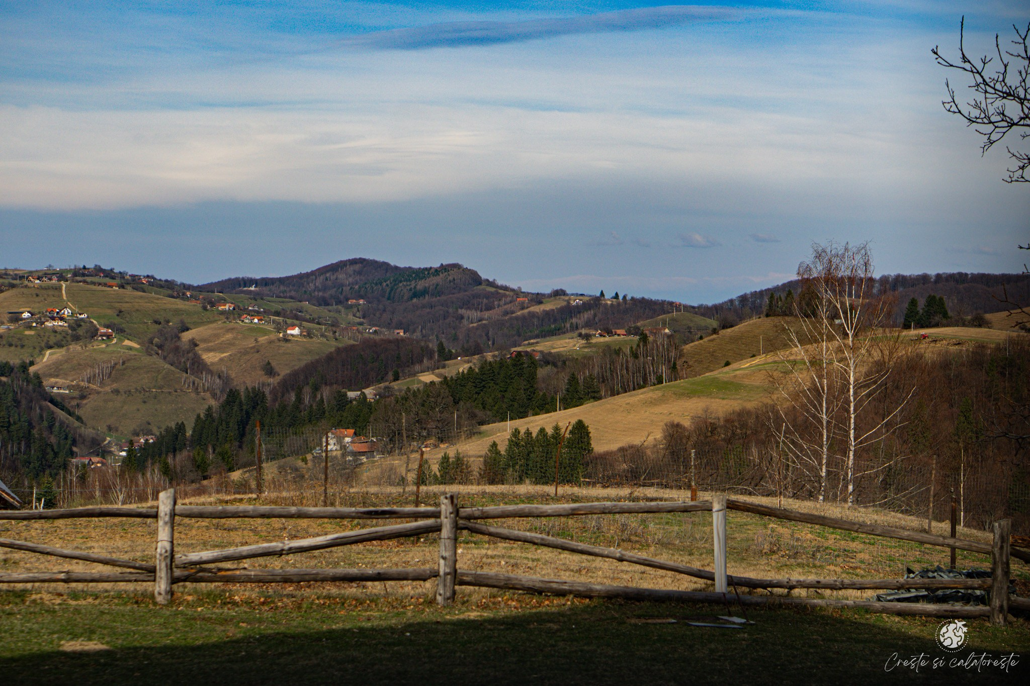 Amber Hills. Creste si calatoreste