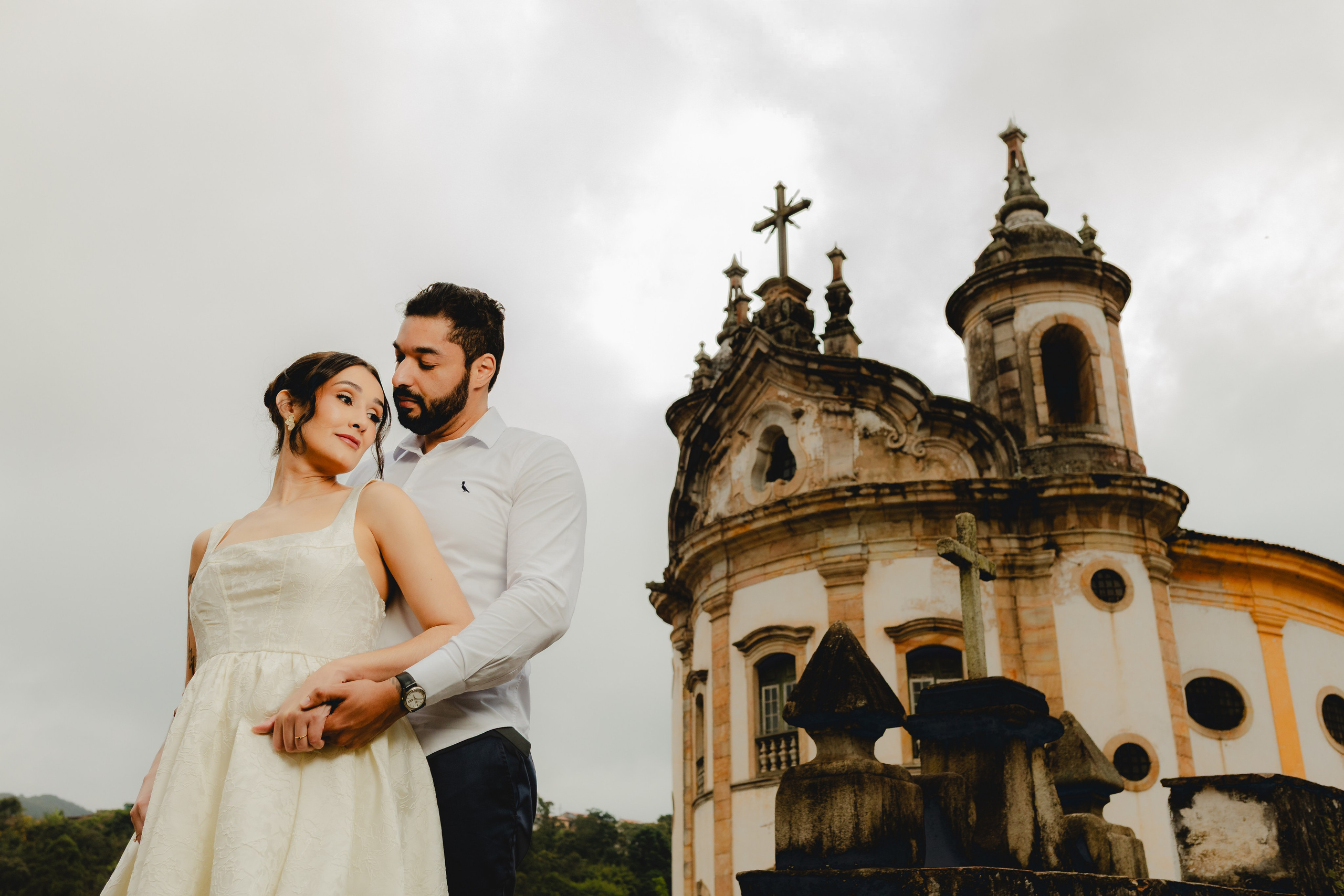 D & W — Pré Wedding com muito amor em Ouro Preto. Fotografia de casamento em Belo Horizonte