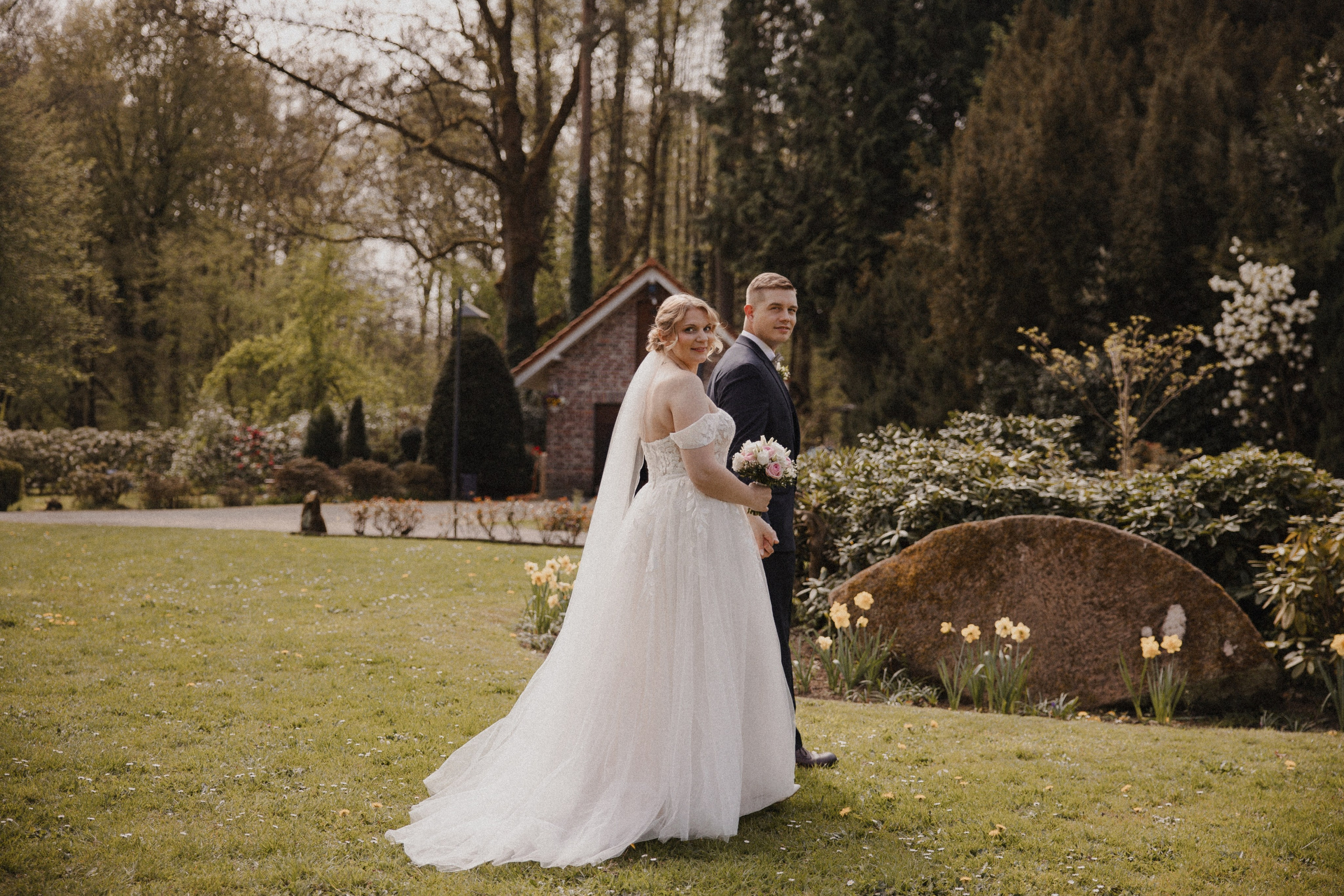 Lorena & Jan l Schloss Sythen. Hochzeitsfotografin Bochum | Halyna Reiche Fotografie NRW