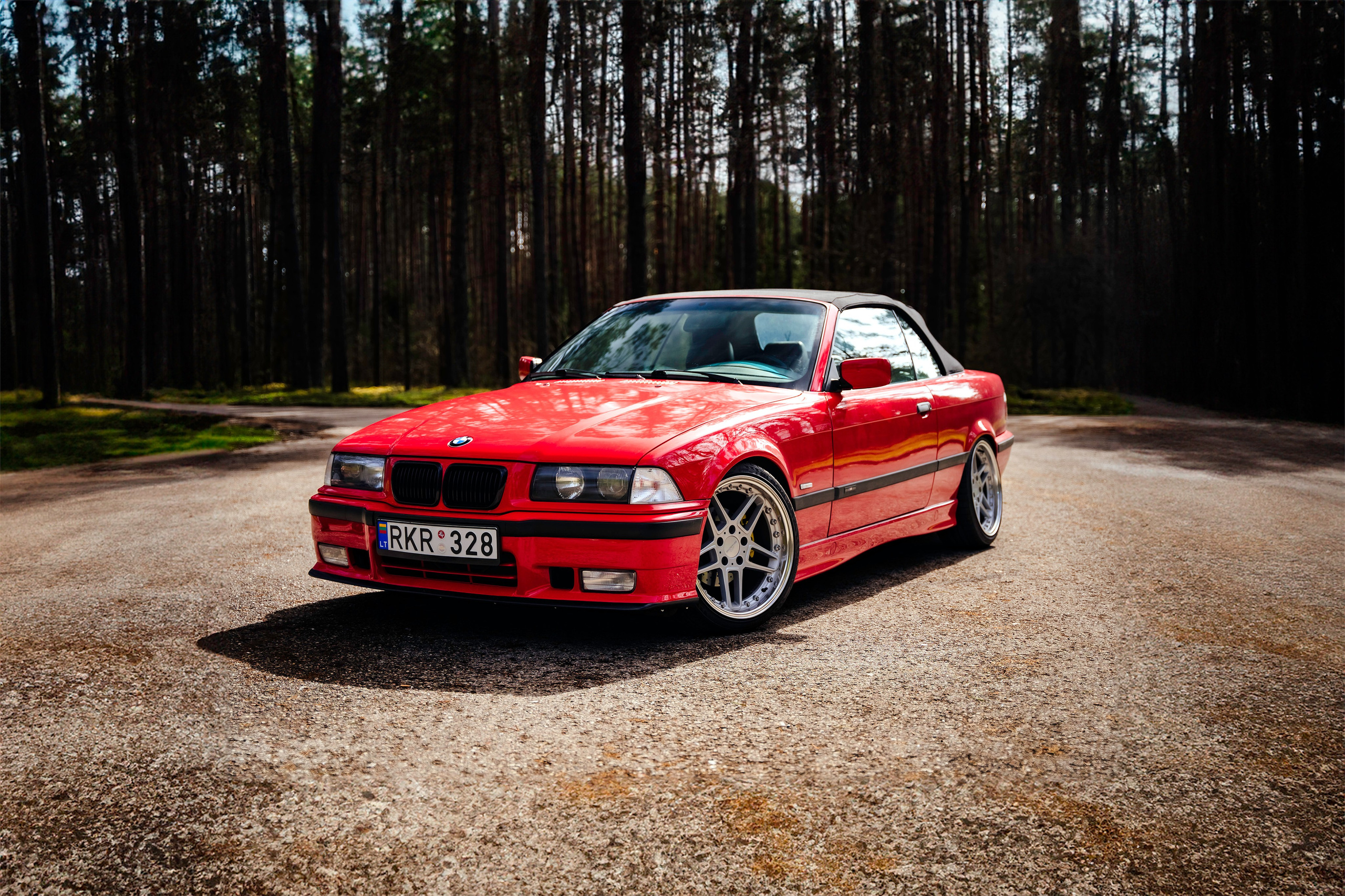 BMW e36. OnePIXEL