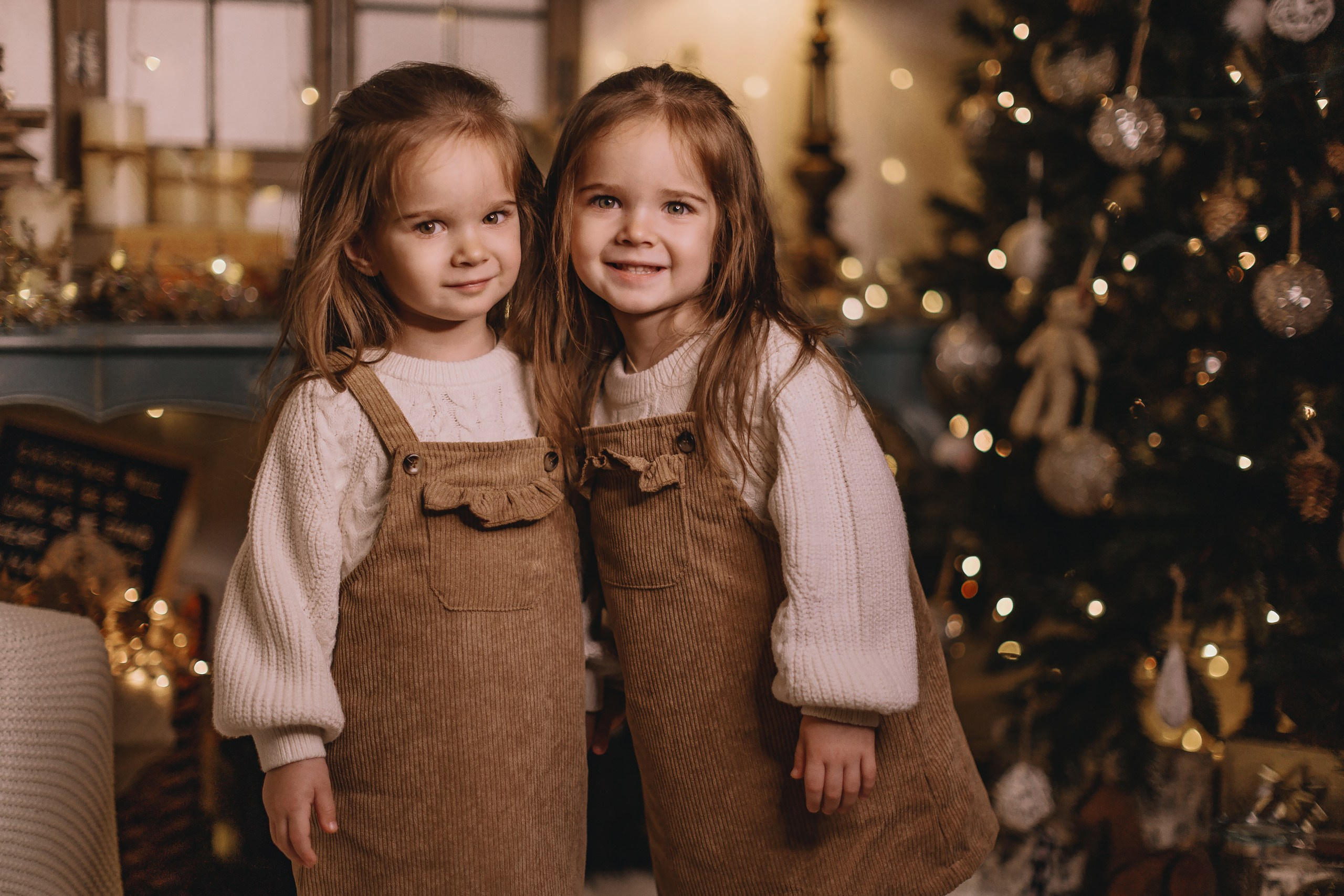 11.26.2025 Christmas Photoshoot. Wedding family event photographer in Chicago Nick Yushevich