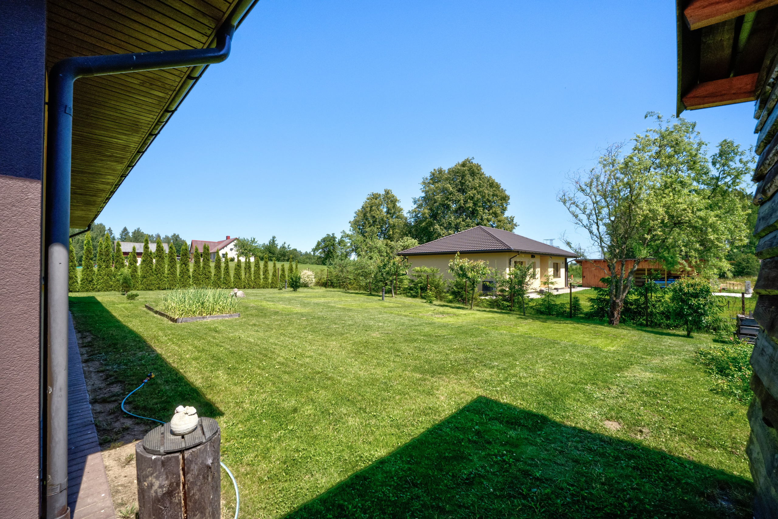 Žudiškių k. Ežero g. 70, Rešes sen. Elina Sapiega fotografė Vilniuje