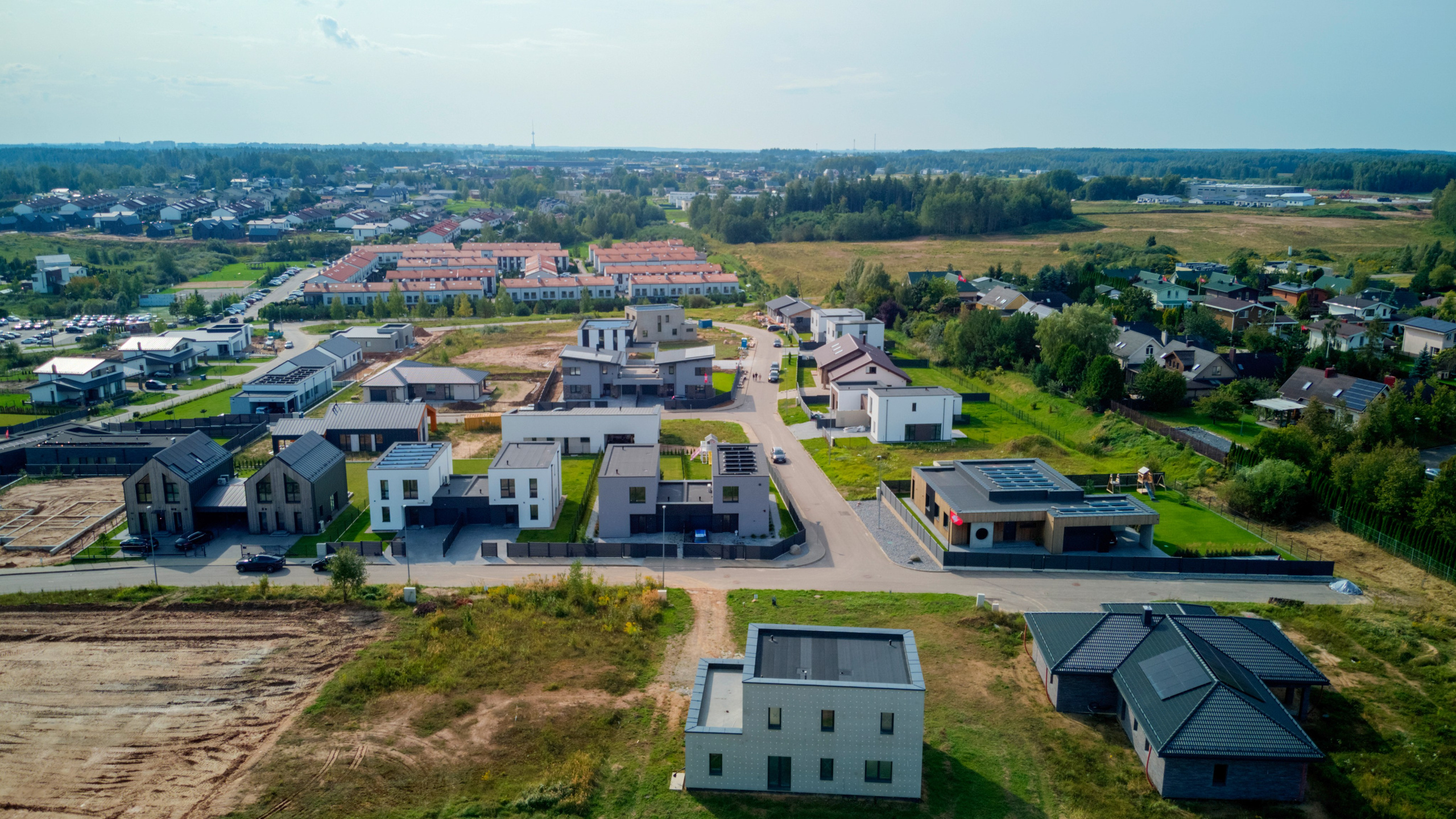 Panoramos g. 9, Bendoriai. Elina Sapiega fotografė Vilniuje