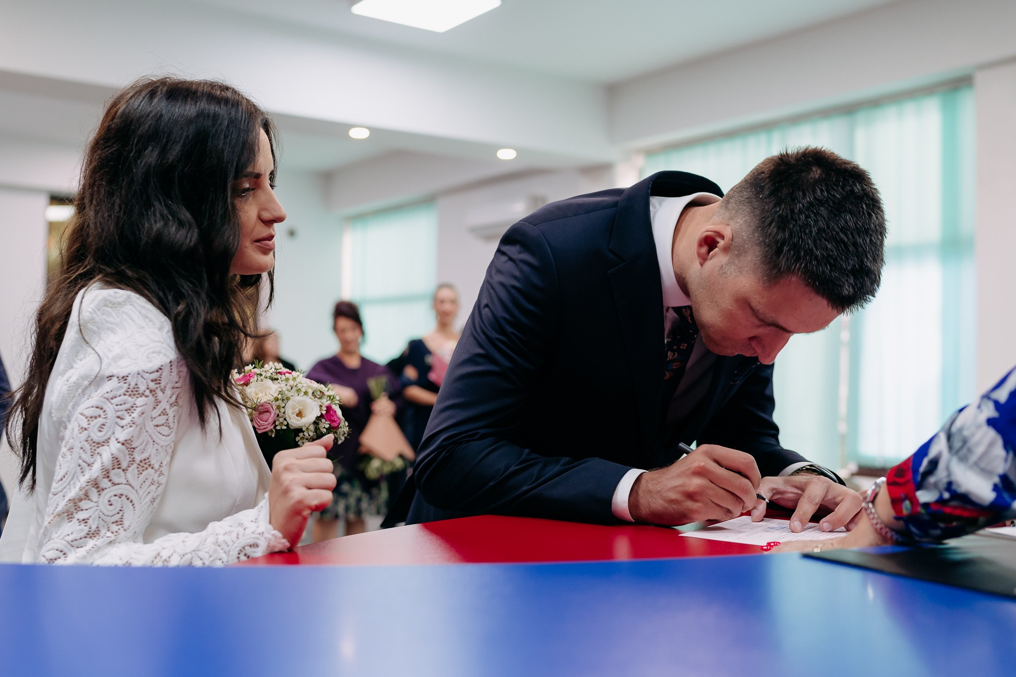 Fotograf Cununie Civilă în București - Mihai Popa Fotograf. Fotograf Nuntă & Botez București - Mihai Popa | Dincolo de oameni, imortalizez emoții!