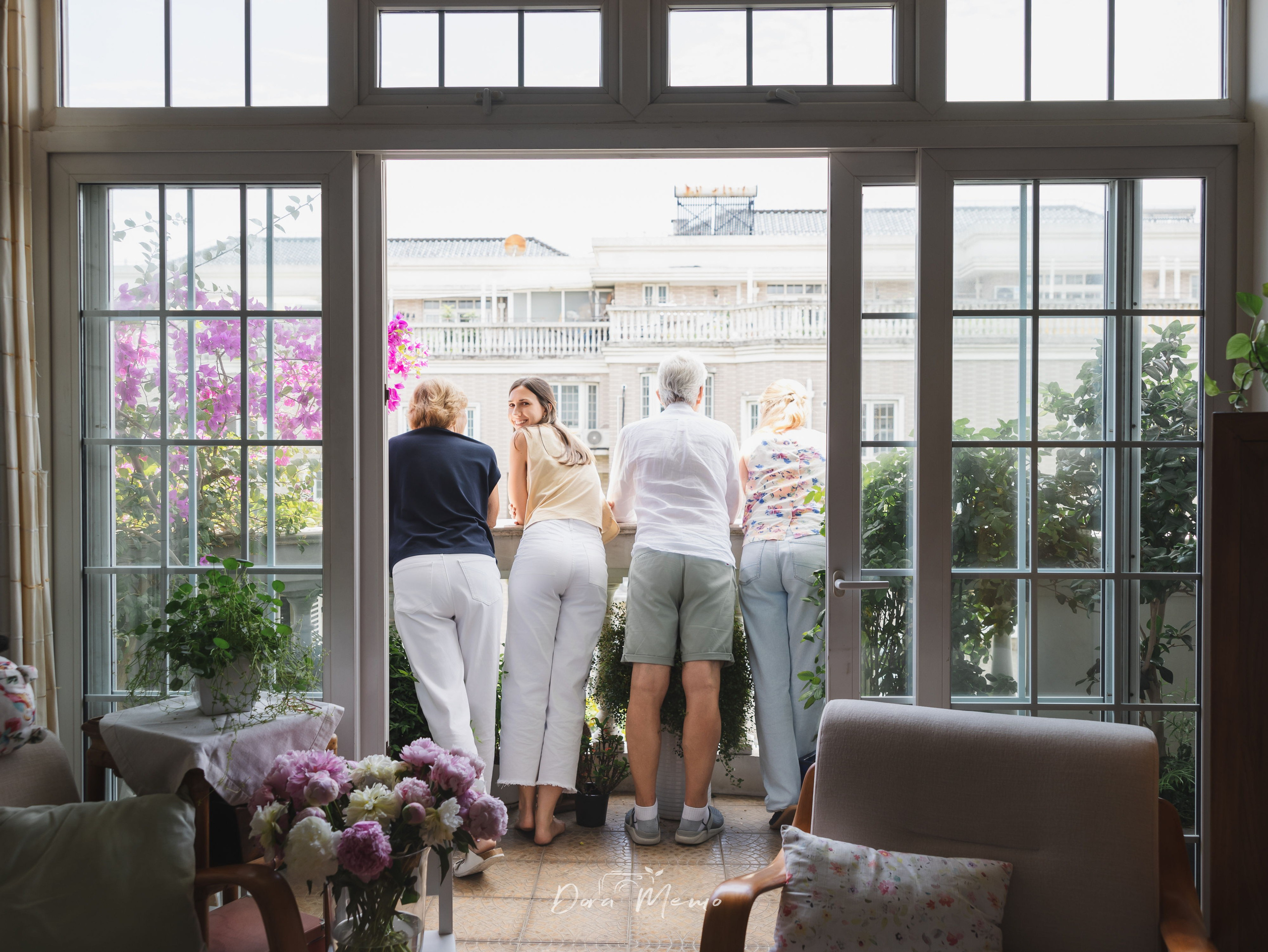 Shanghai Family Photography at Home | A Farewell Family Session