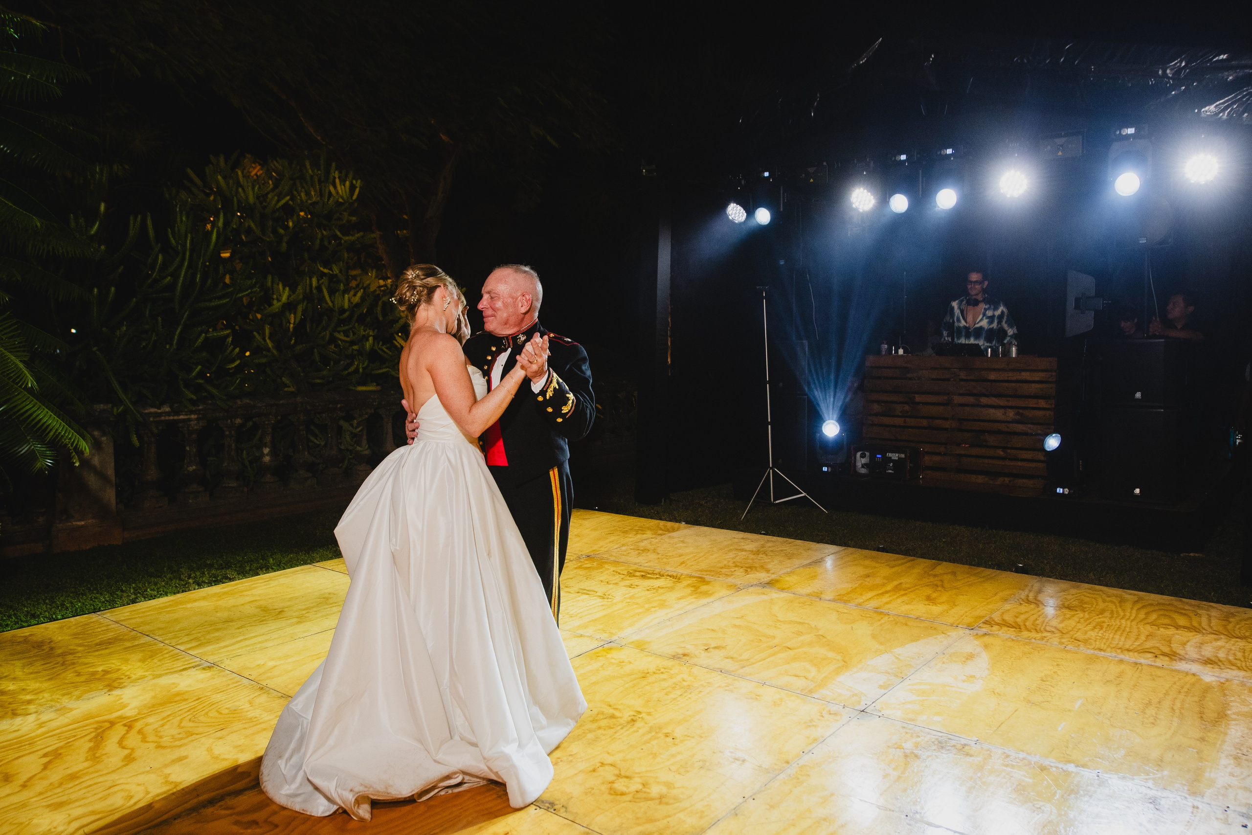 Sasha & Mike. Antonio Soberano Photography