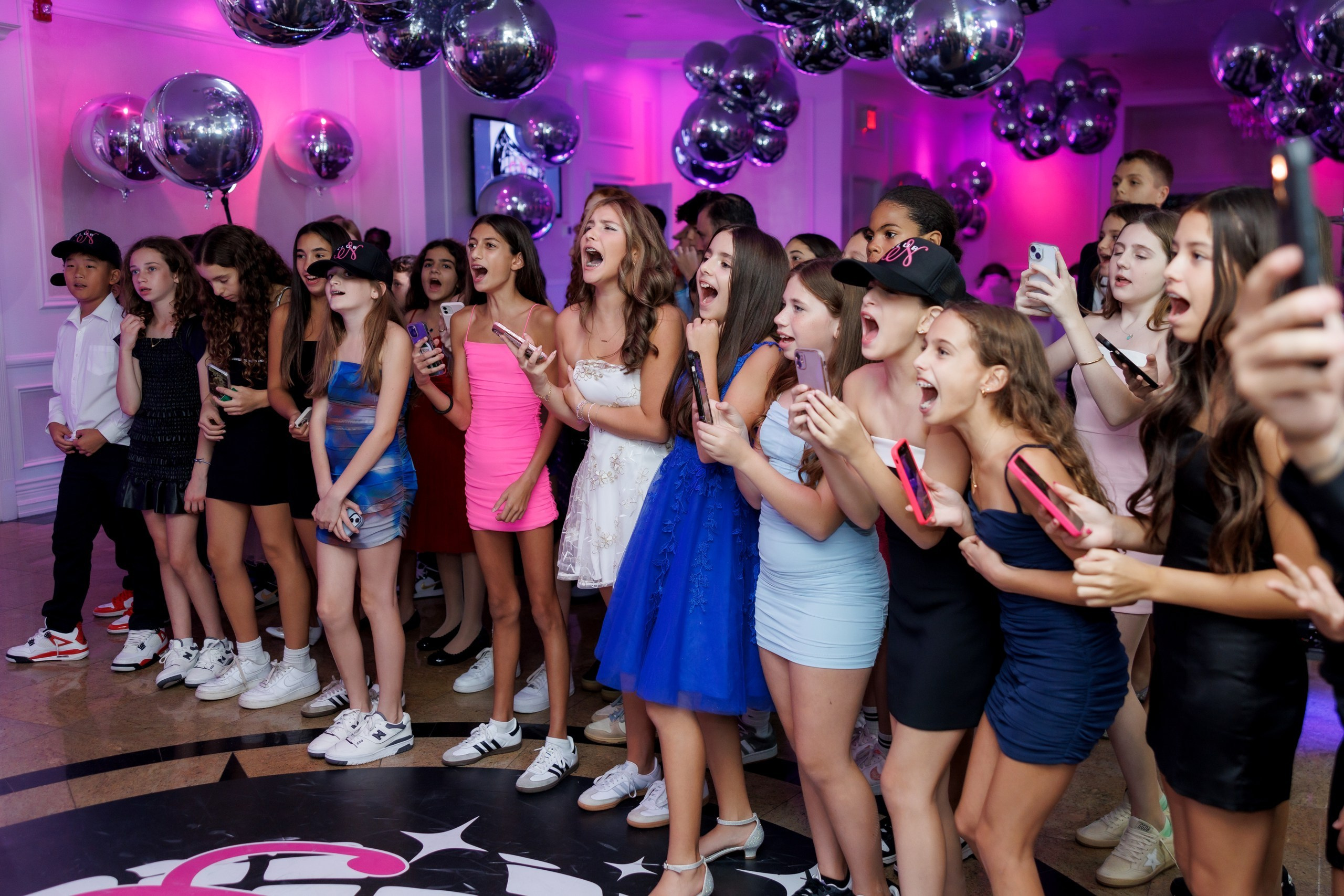 Nina's Batmitsvah. Mazal Tov Studio