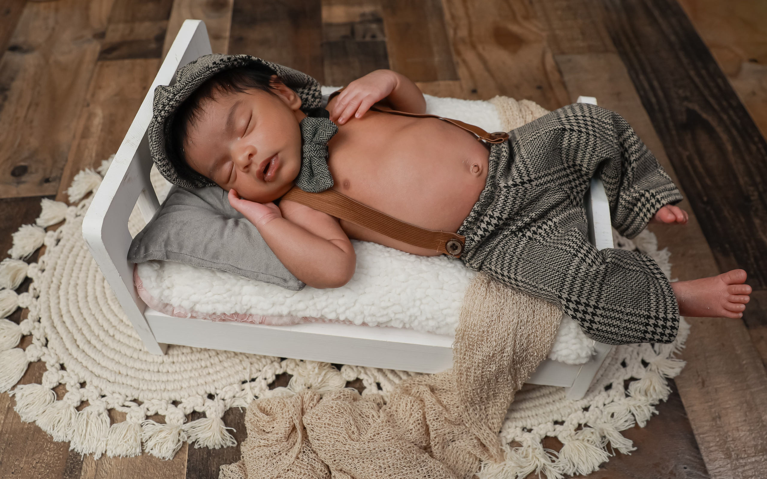 Newborn. AP Lens Photography | Newborn, Maternity, Milestone & Family Photographer | Little Elm & DFW, TX