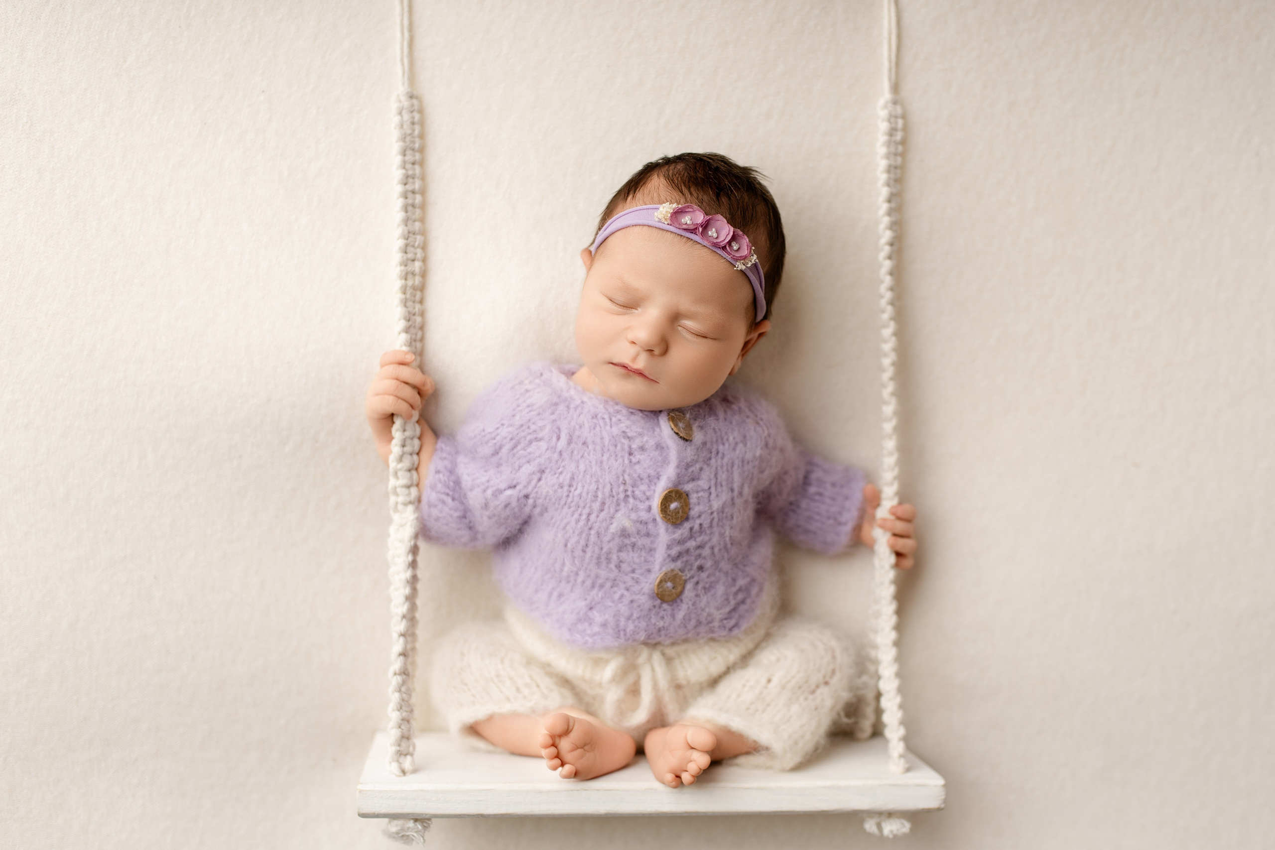 Esu Aleksandra naujagimių ir kudikių fotografė iš Vilniaus