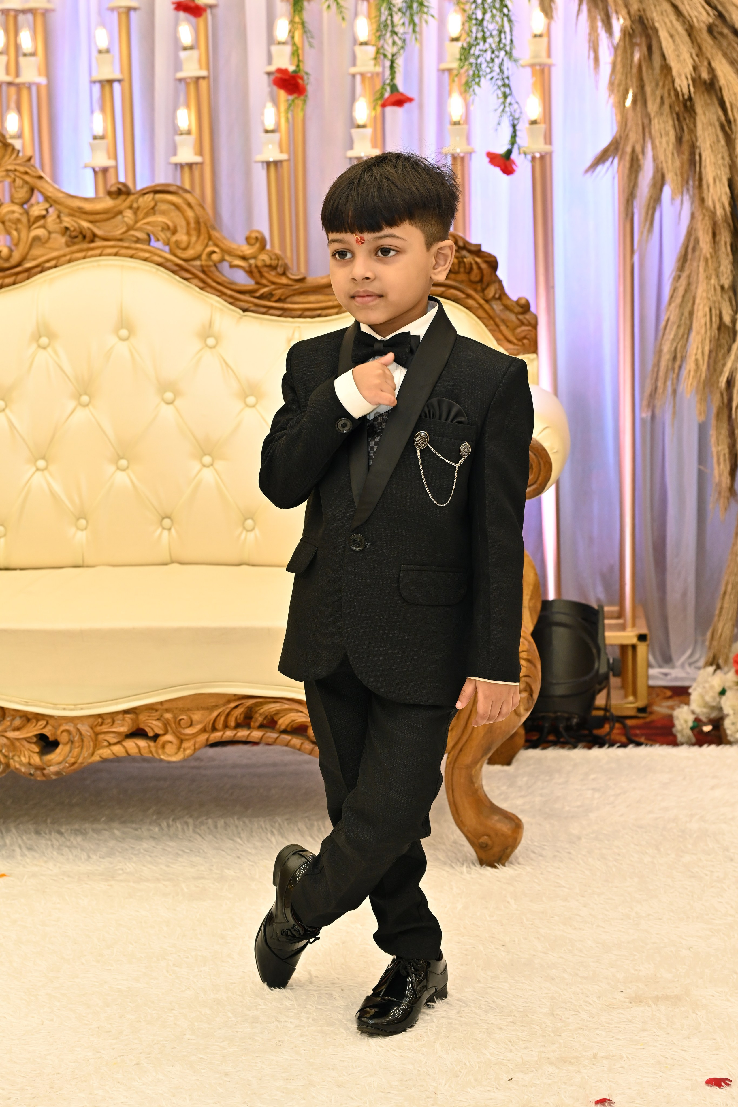 Vivek & sunanda. “Ajay Digital Photo Studio — Capturing Timeless Wedding Moments”