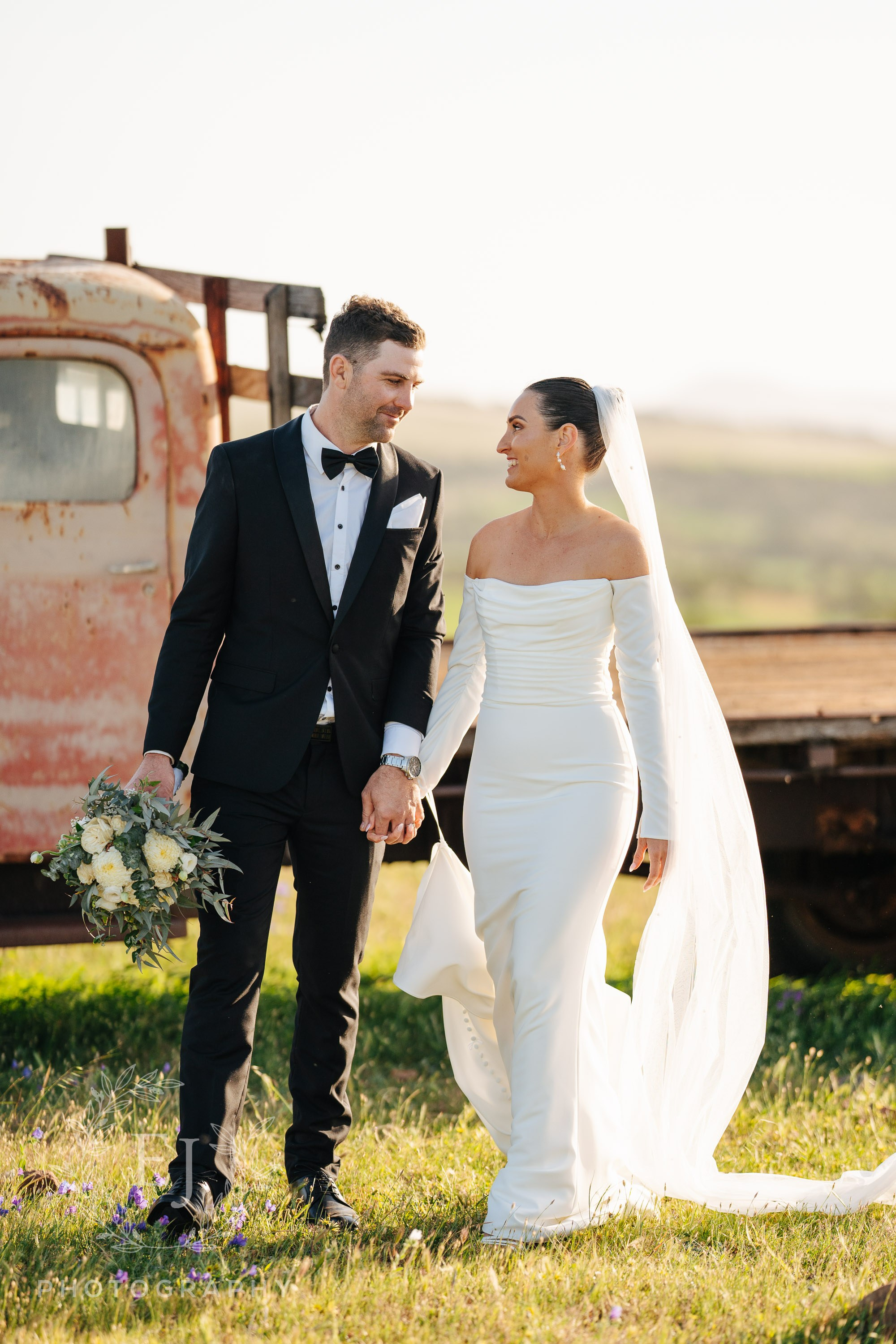 Amie & Jamie — Emu Creek Gardens, Geraldton. Emma Joy Photography