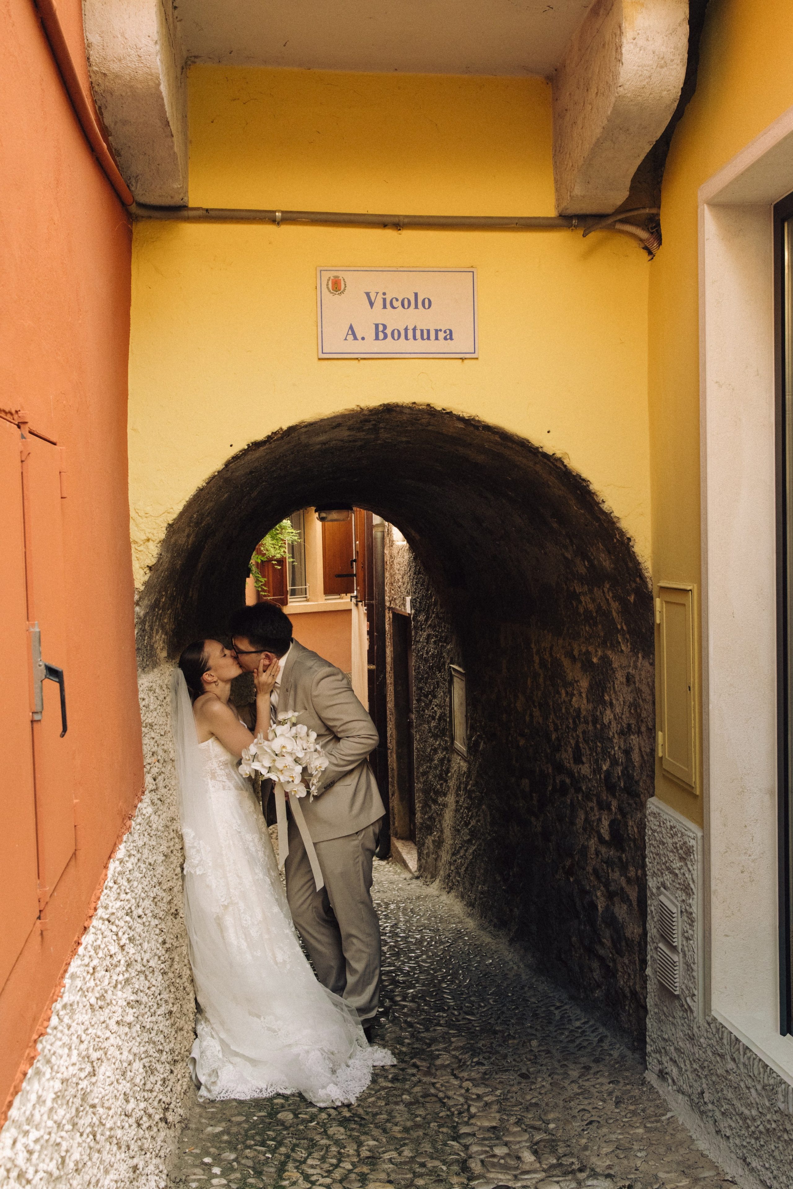 Couple portraits in Malcesine Italy