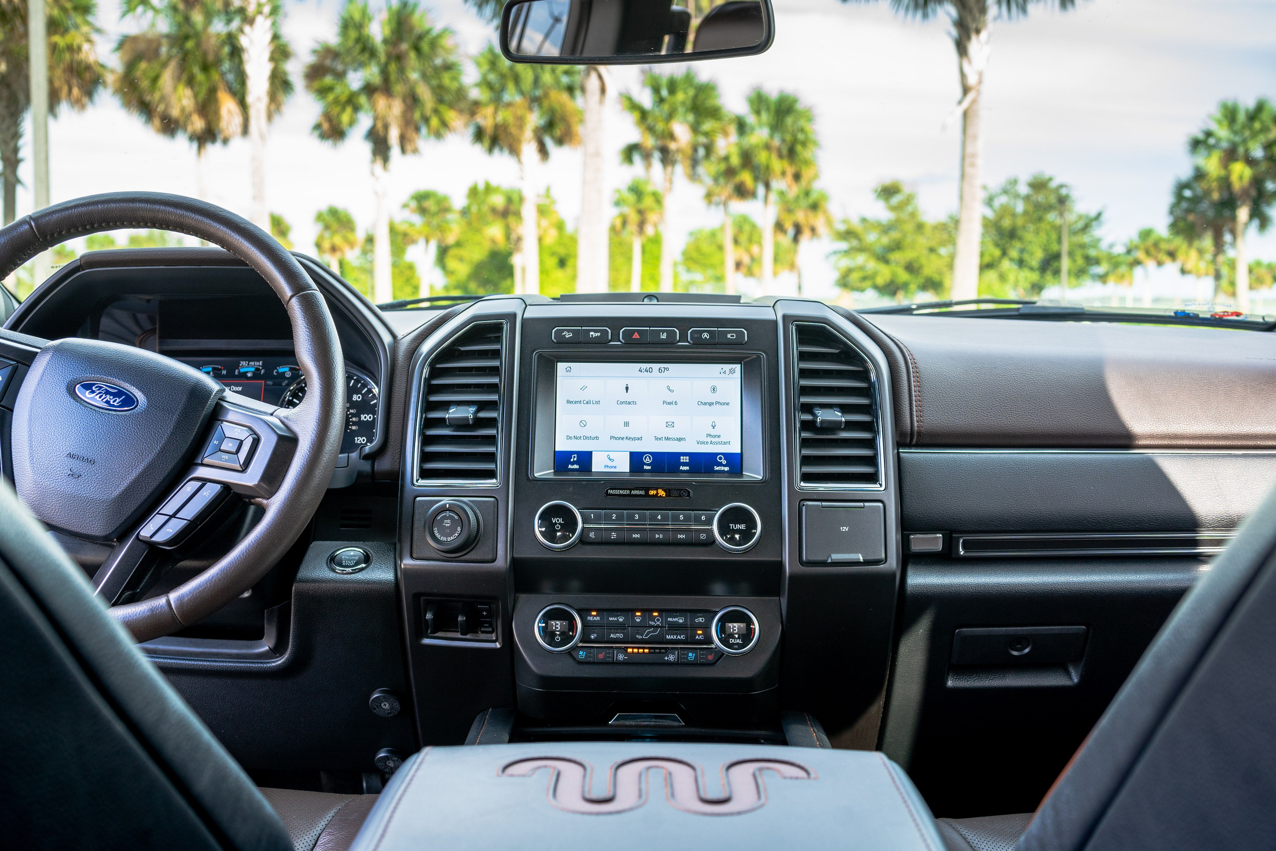 Vehical photography. Masha Kapriyanchuk a real estate photographer