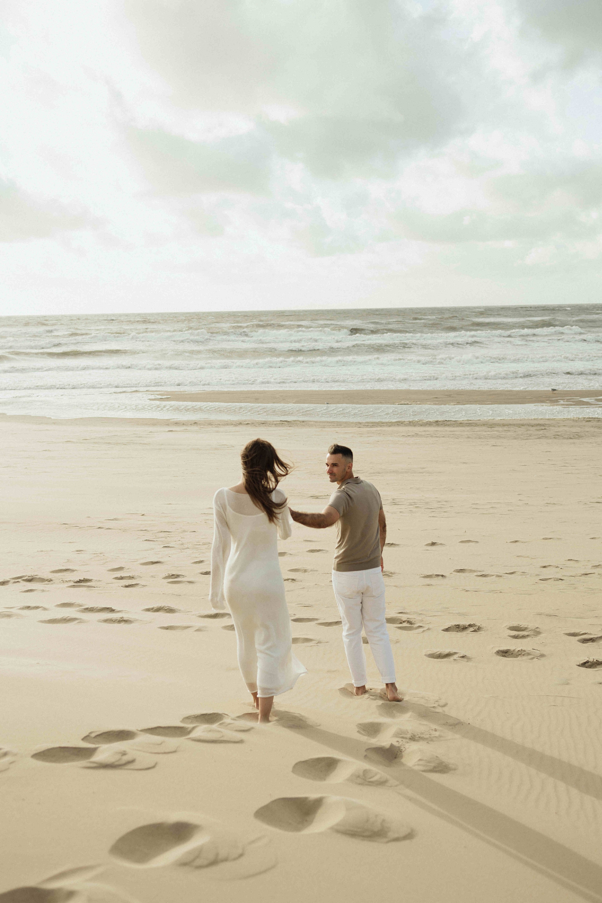 By the ocean. Newborn, Maternity & Family Photographer in Charlotte, North Carolina | Arhipova Julia