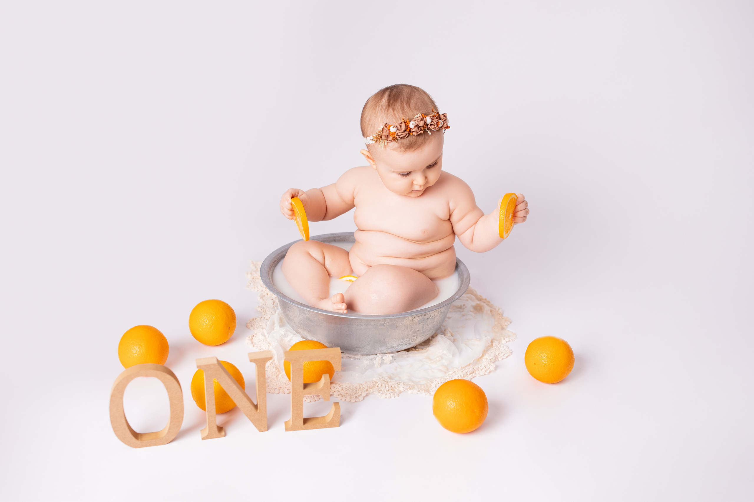 CAKE SMASH ja 1 V KUVAUKSET. Valokuvaaja Itä-Uudellamaalla Viktoria photography