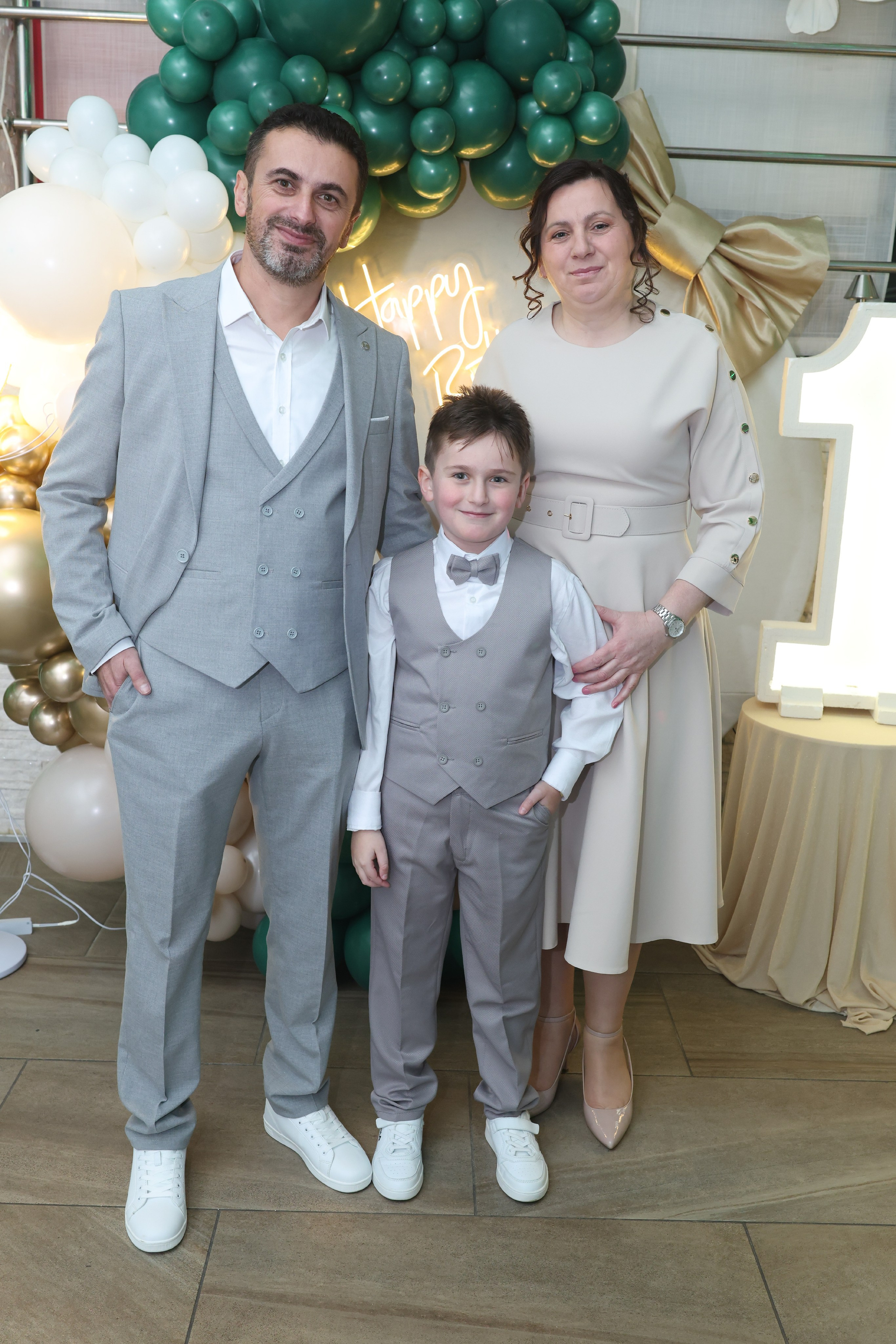 Sarin 18ti rođendan. Foto Simic Jagodina