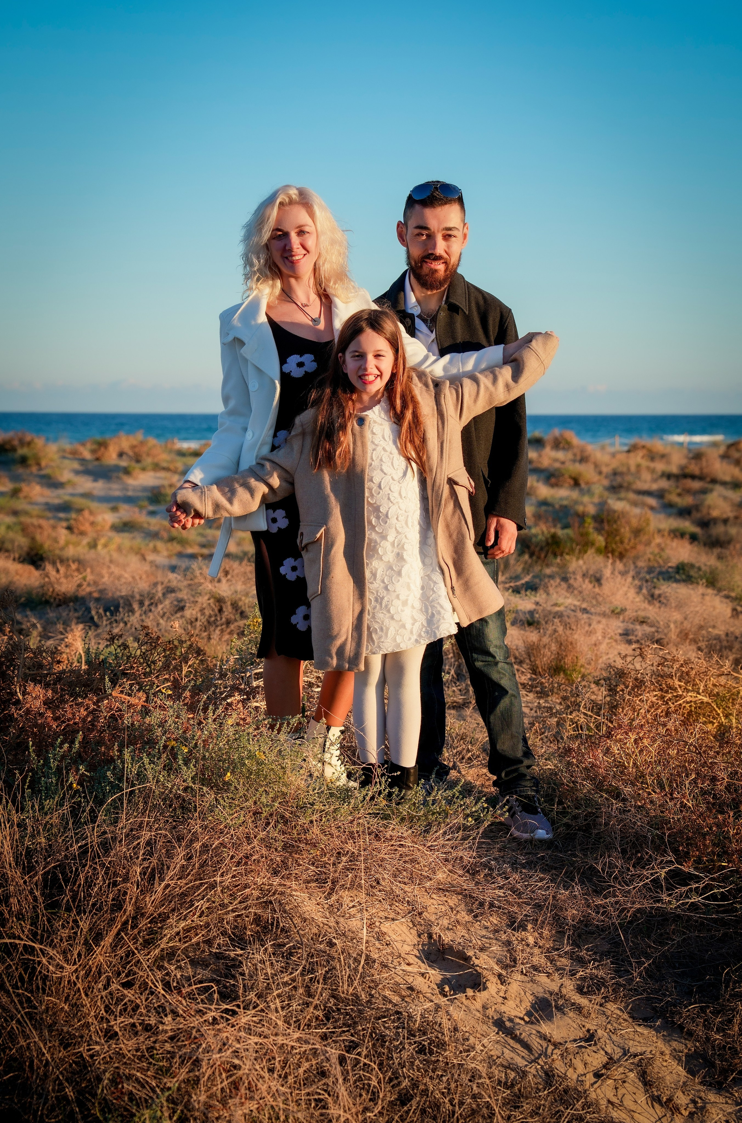 OLENA Y VASY. Fotógrafa Olena Petryk. Realizo sesiones de fotos en Puerto de Sagunto