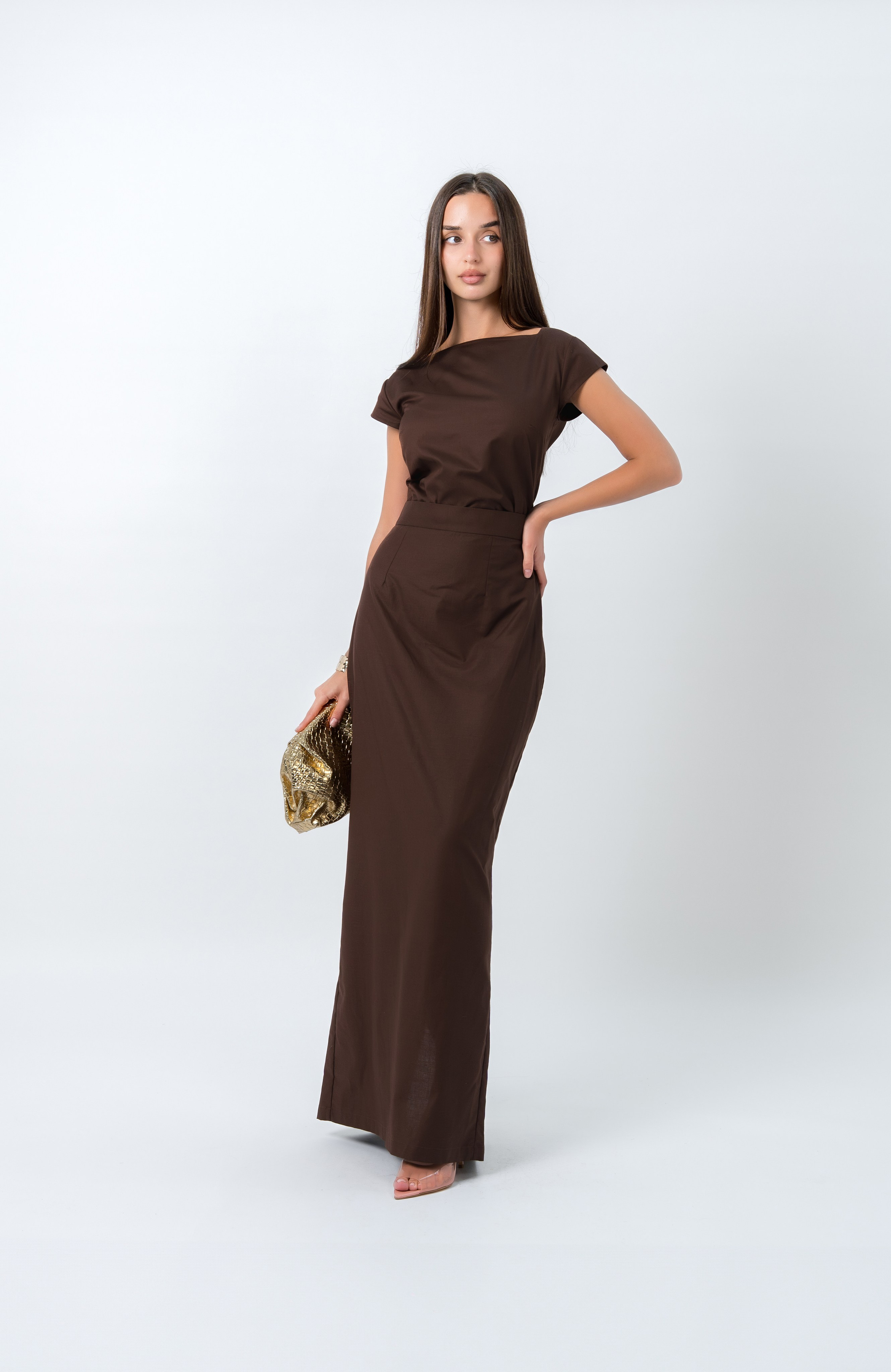 E-COMMERCE FASHION. “Thoughtfully built. Beautifully aligned.”