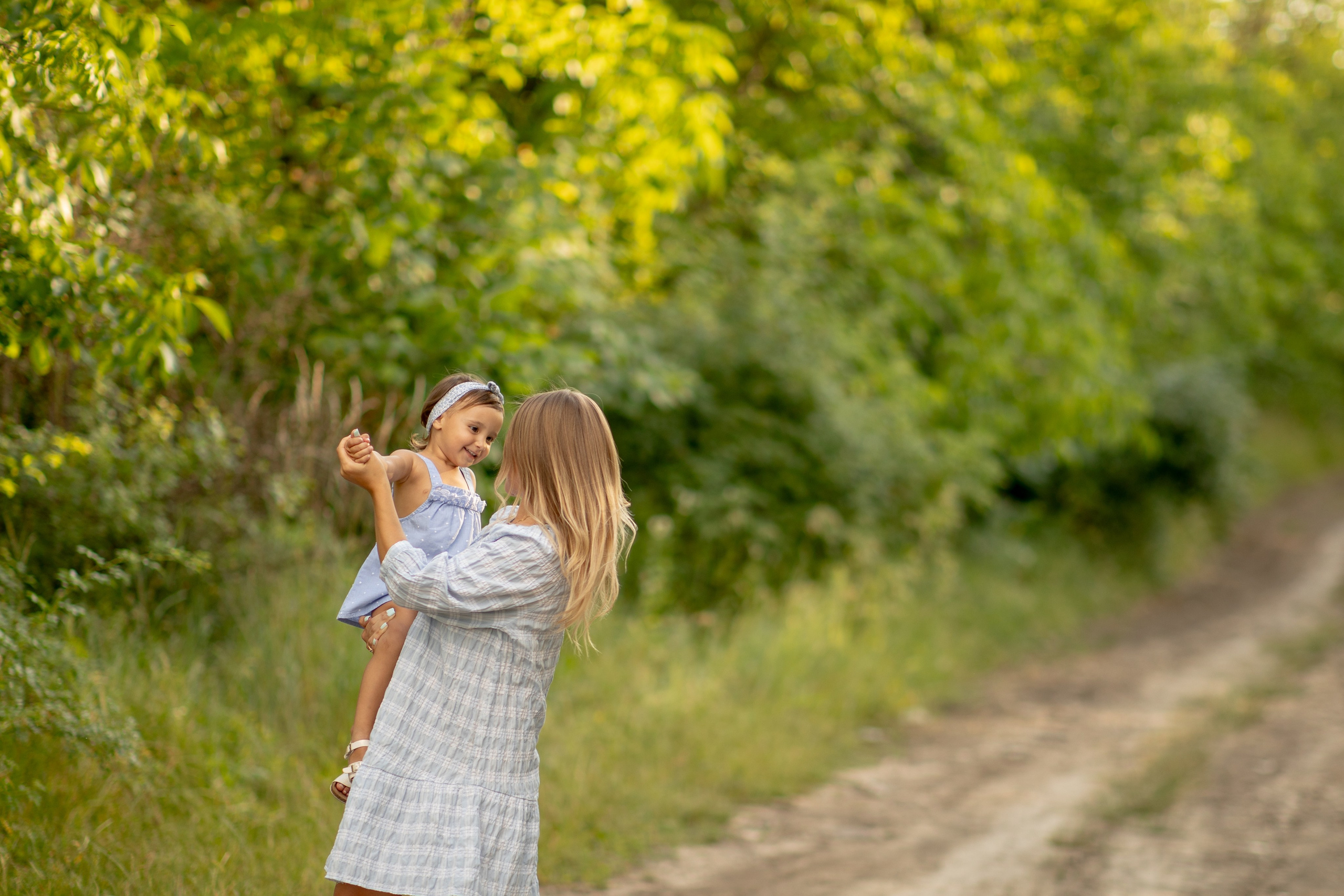 Family photo Maria si Elenica. N.D.photograph - fotograf de familie și portrete în Republica Moldova