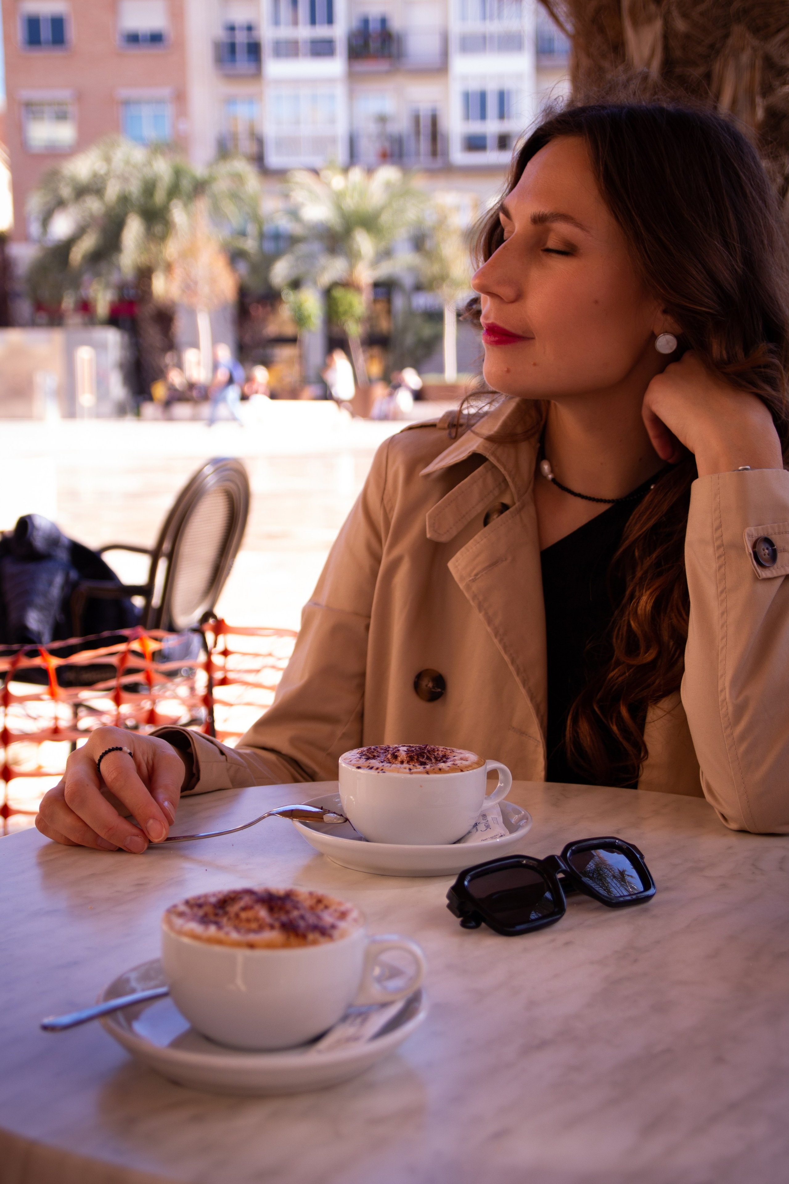 PASEO EN VALENCIA. Fotógrafa Olena Petryk. Realizo sesiones de fotos en Puerto de Sagunto