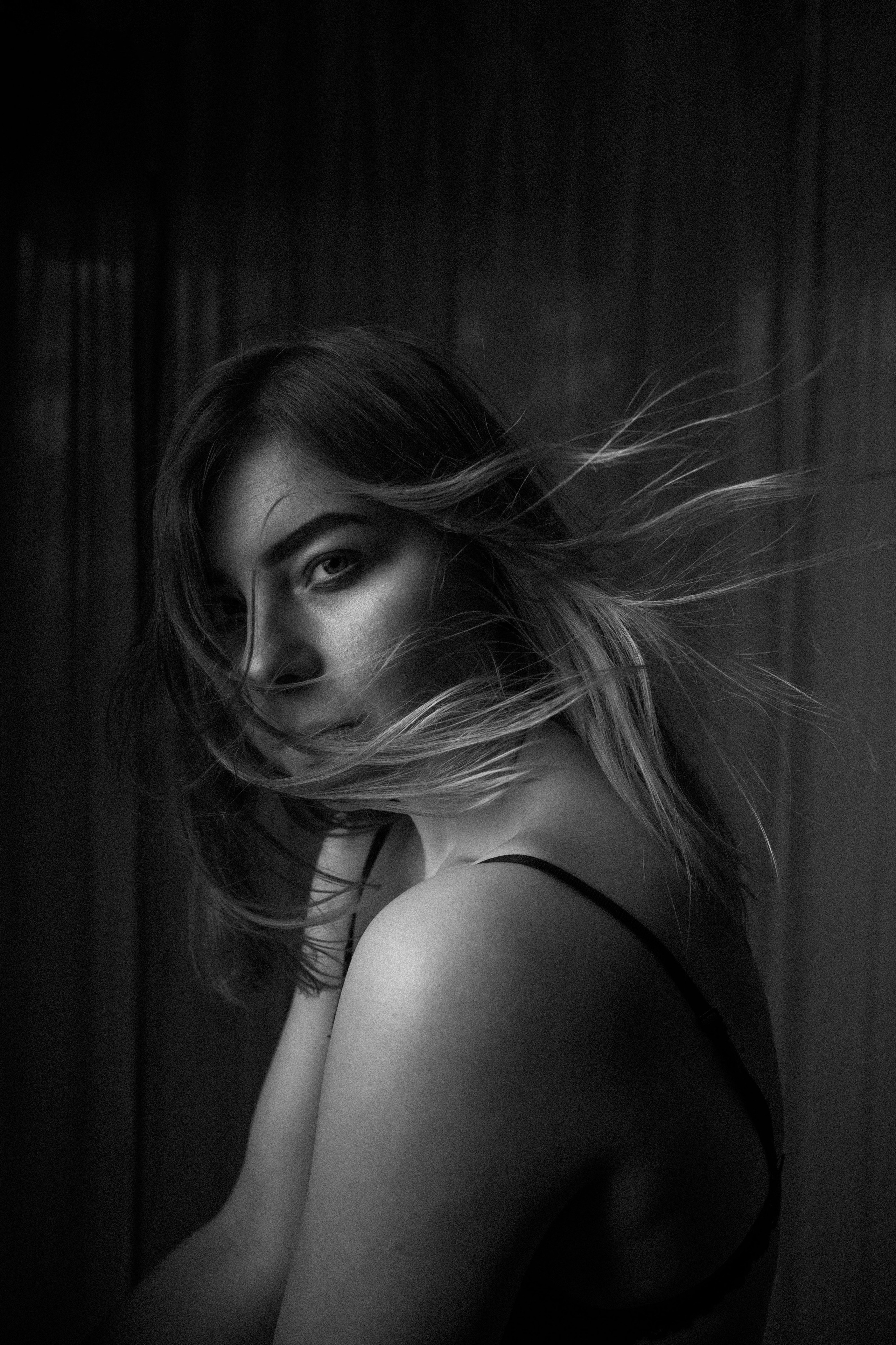 Контакты. Портретный фотограф из Берлина Daria Doch