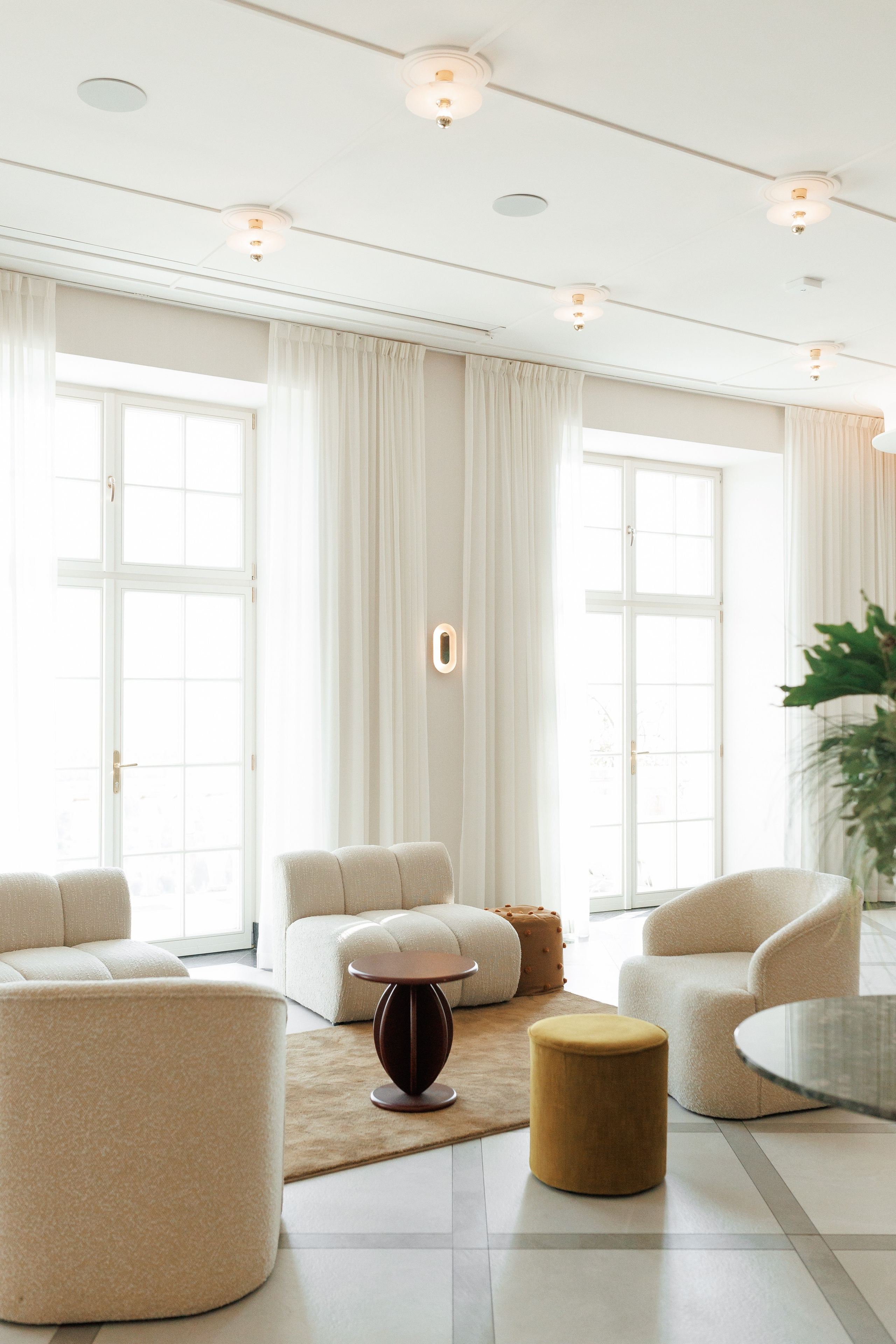 Valeria & Vitaliy. Ziyad Restaurant. 2024. Fotograf ślubny i rodzinny w Krakowie Yana Klymova