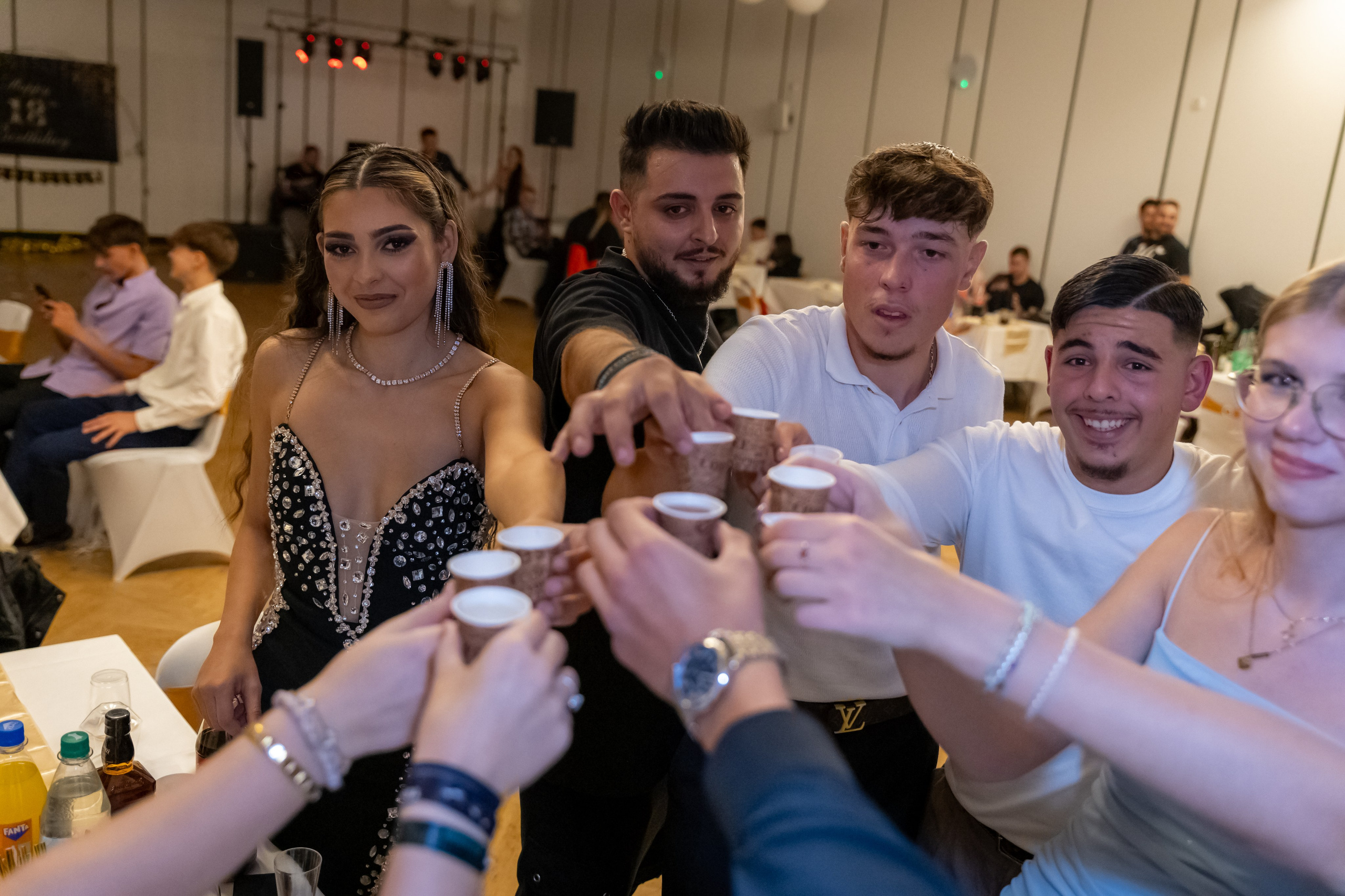 Denisa 18 Ani Majorat