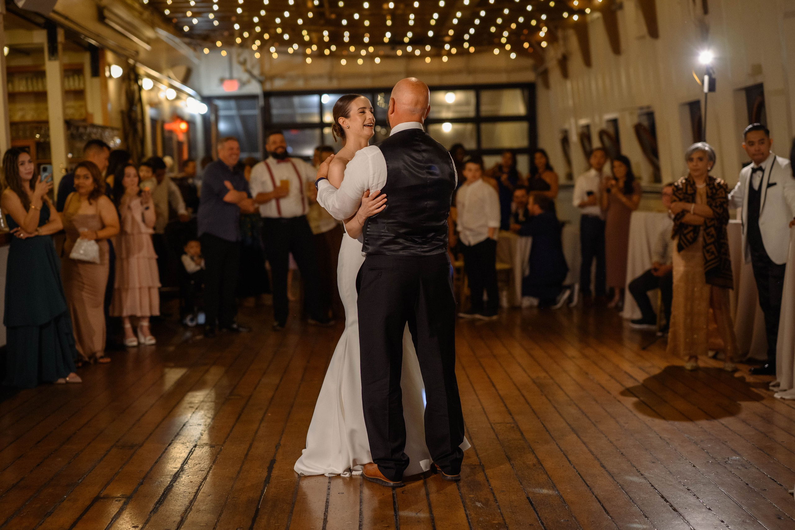 Kevin & Katie. Wedding & portrait photography in the Seattle Area. Helen Michelle photographer