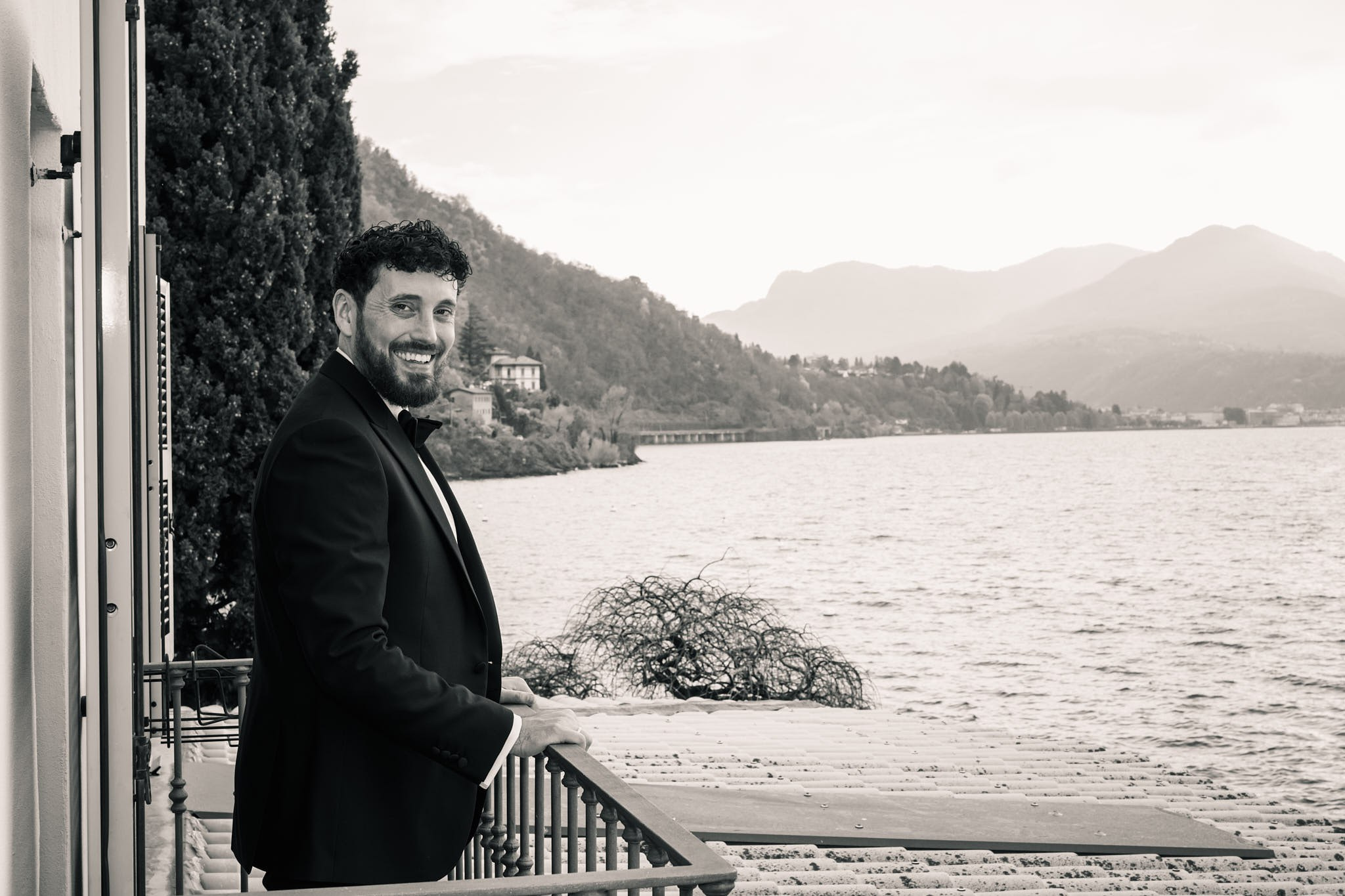 Roxie & Richard Wedding. Fotografo matrimonio Lago di Como Ferrari Media Production