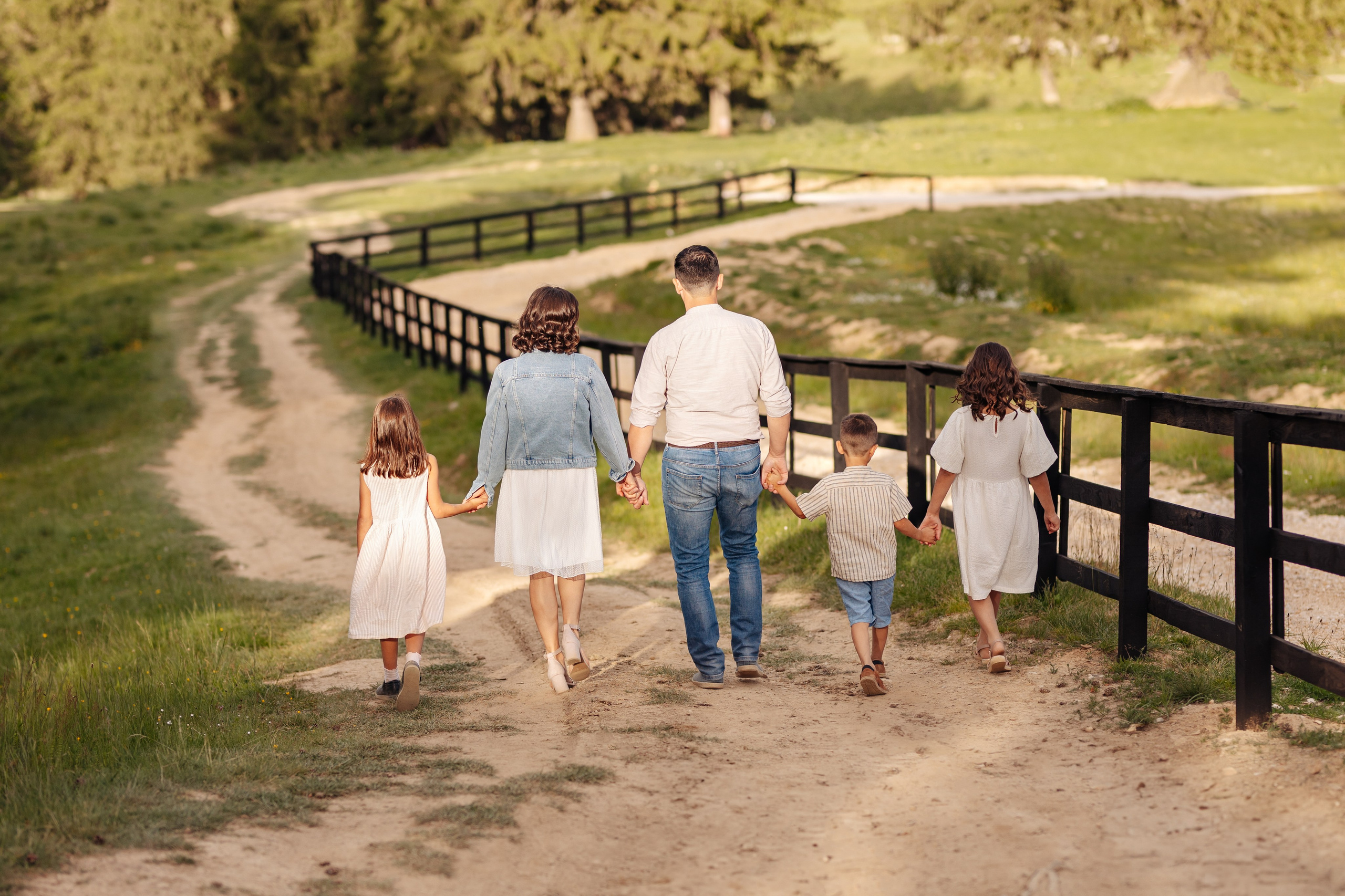 Familia Hudea. Cristina Andronache fotograf Brașov fotograf de familie fotograf de nunta Brașov