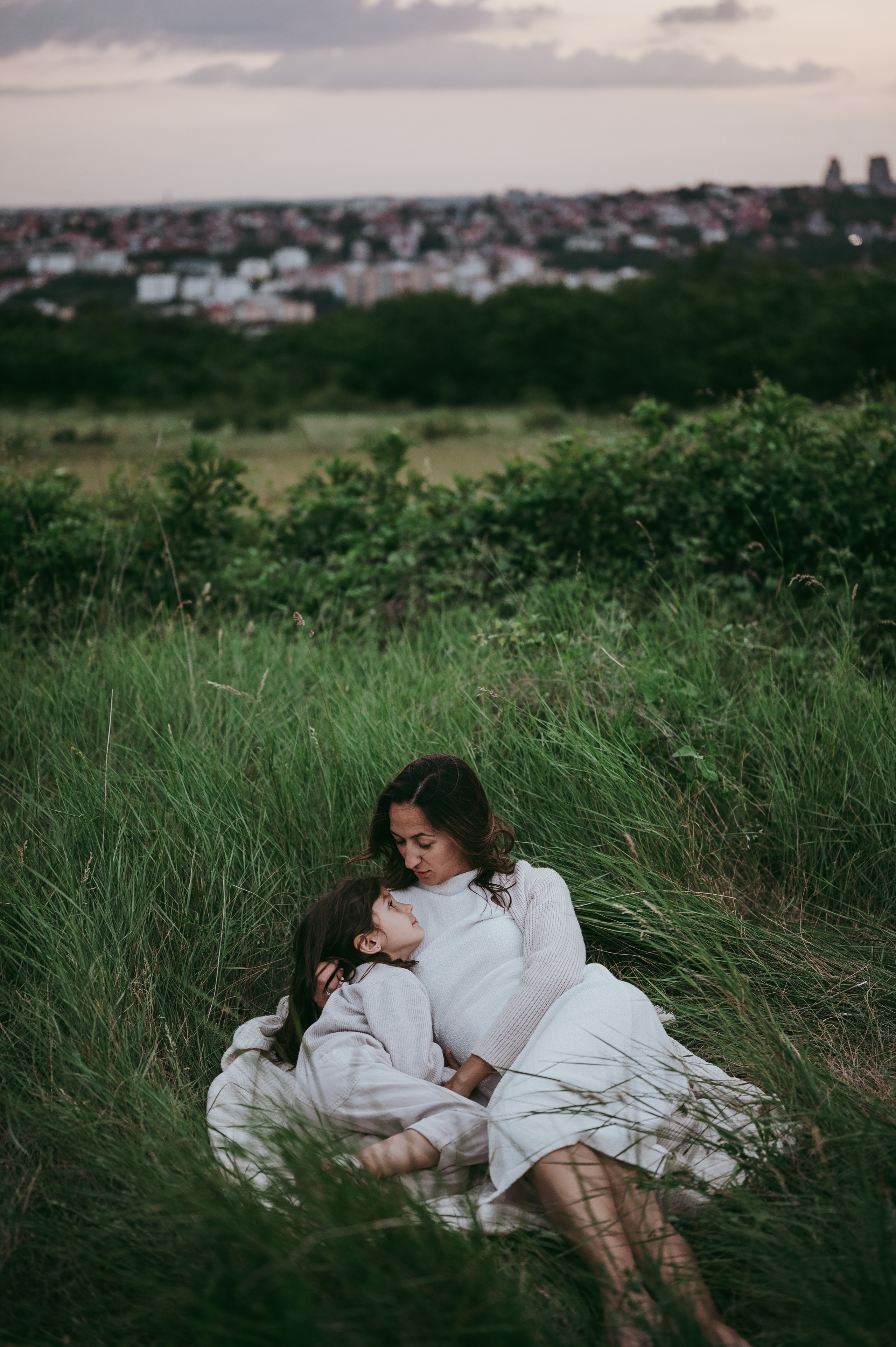 Bojana i Srna / mammy and me photosession. Deciji i porodicni fotograf u Beogradu Oksana Skendzic